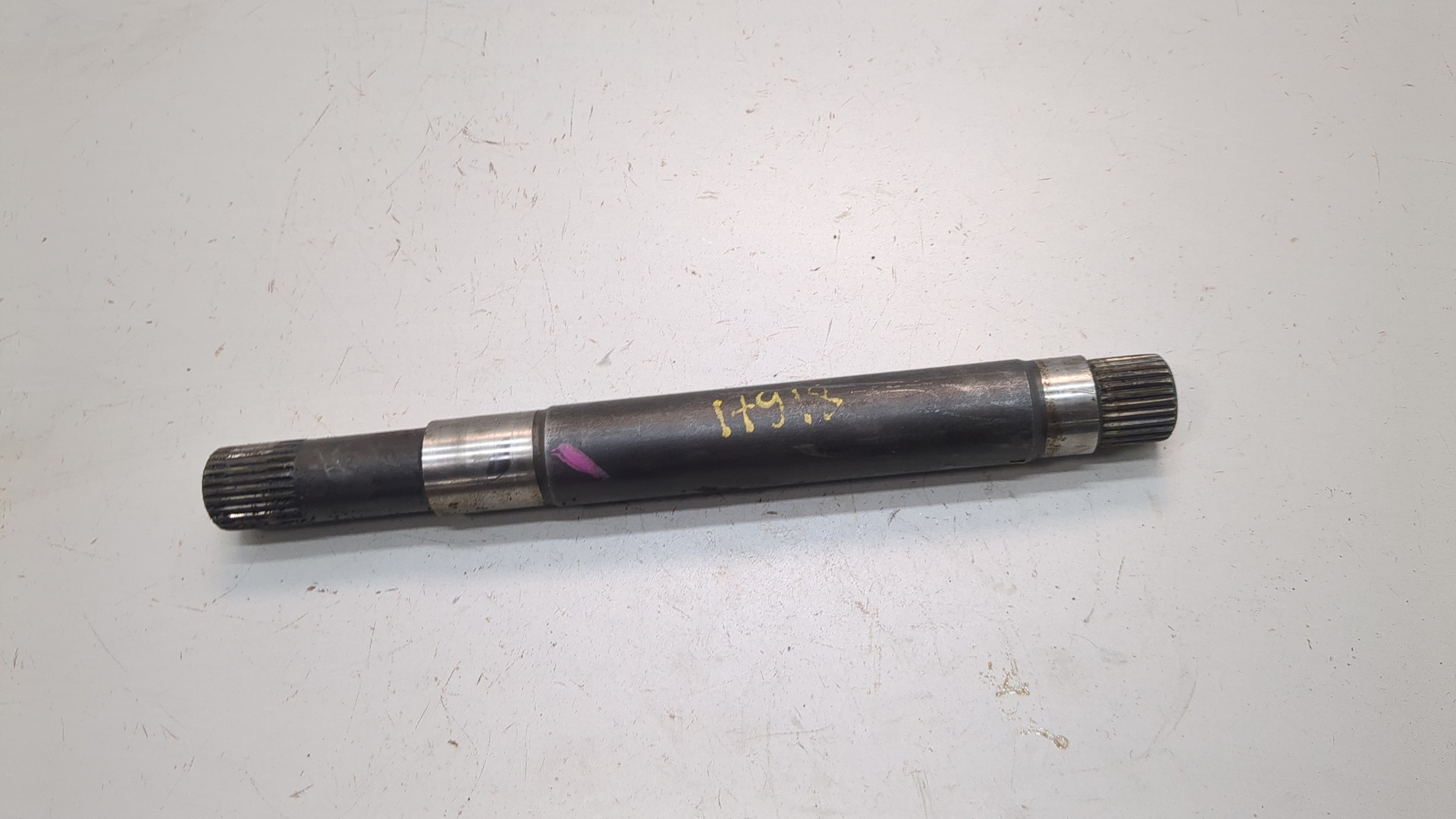 Полуось передняя правая