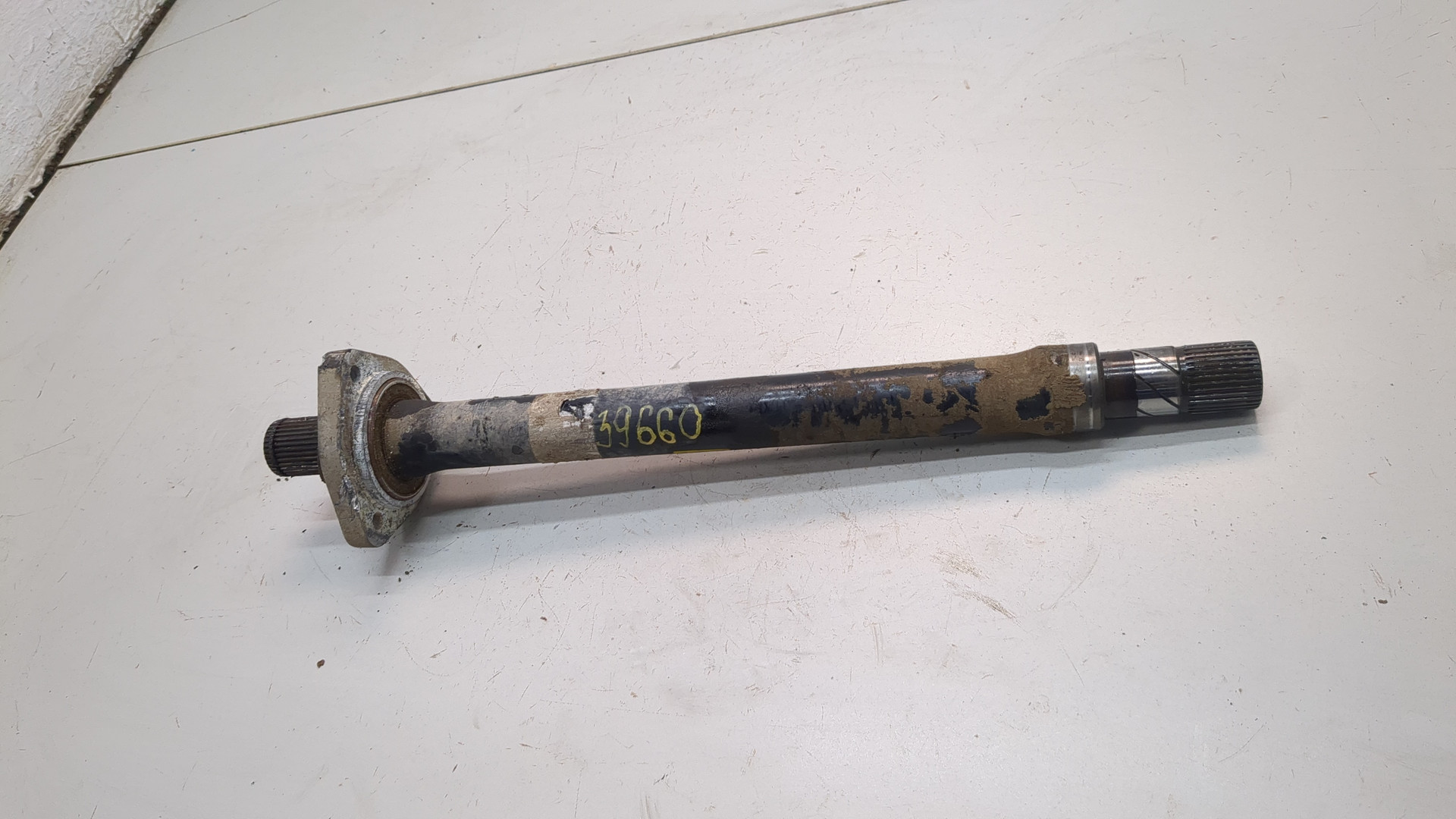 Полуось передняя правая