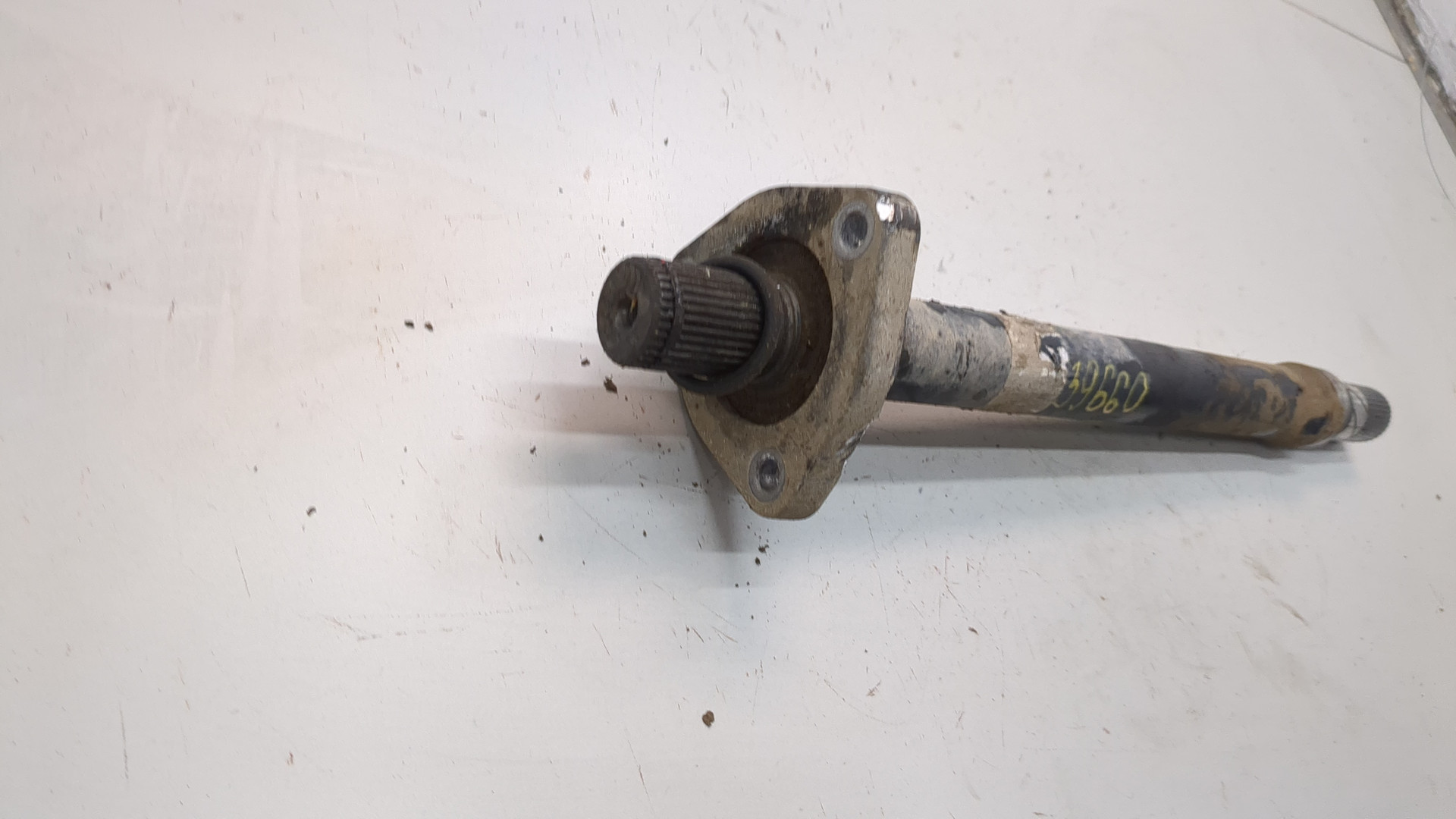 Полуось передняя правая