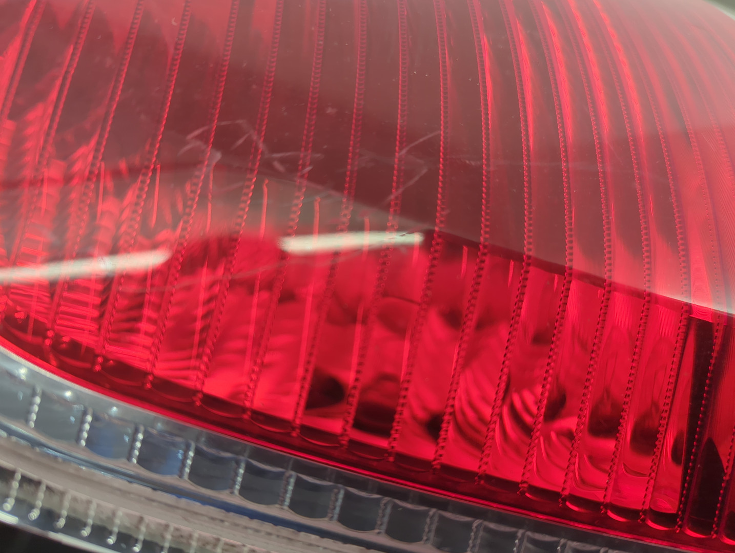 Фонарь задний левый