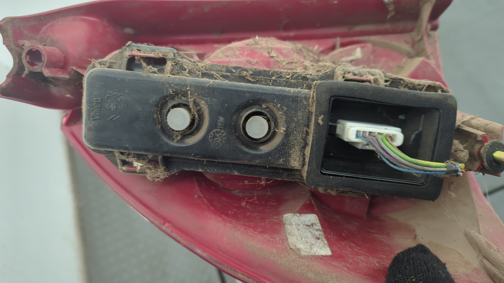 Фонарь задний правый