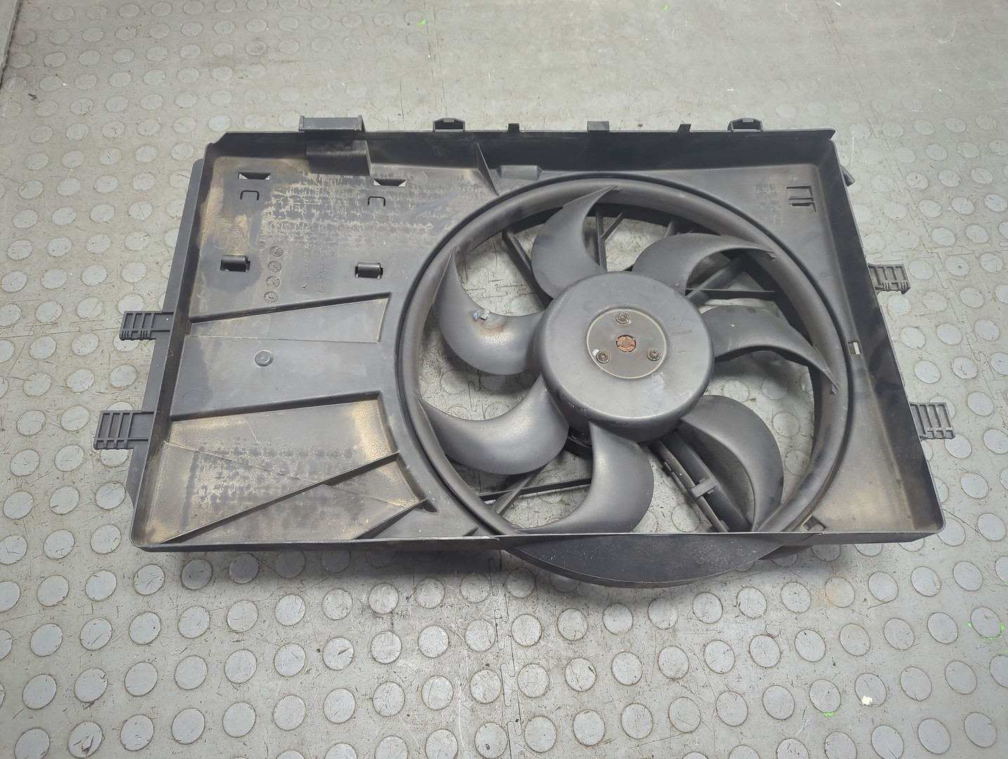 Вентилятор радиатора