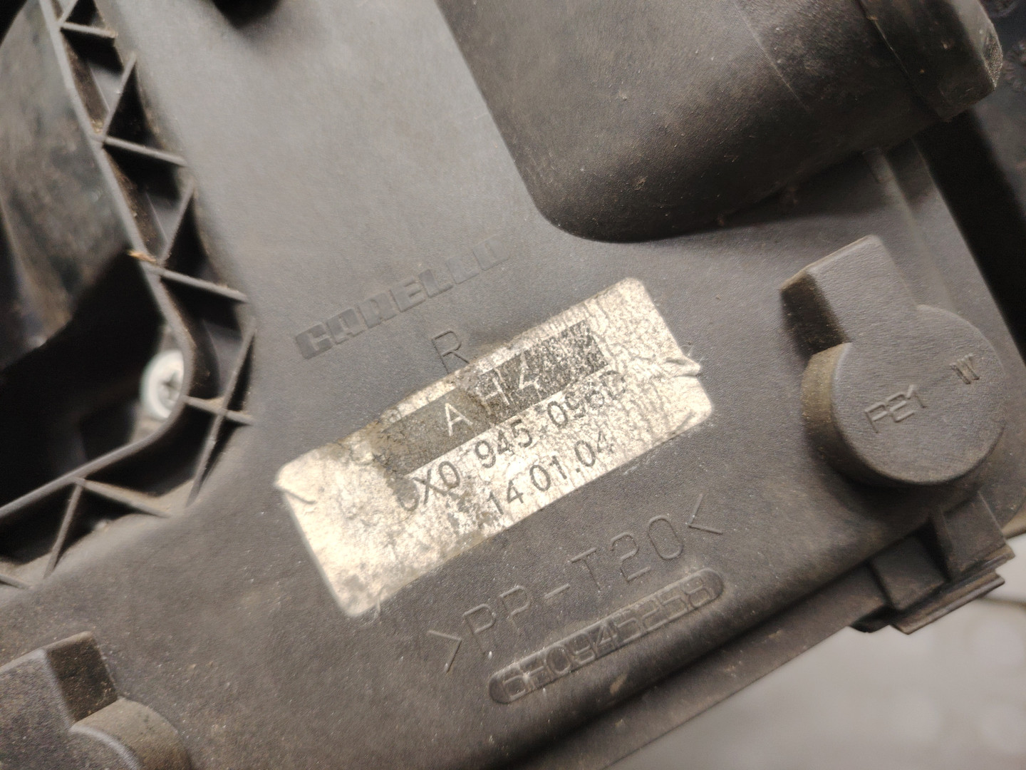 Фонарь задний правый