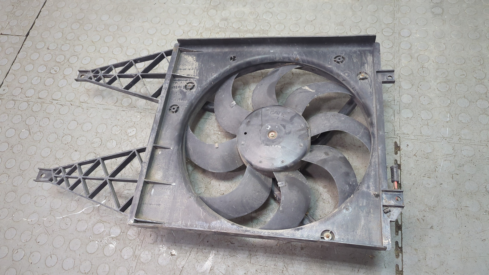 Вентилятор радиатора