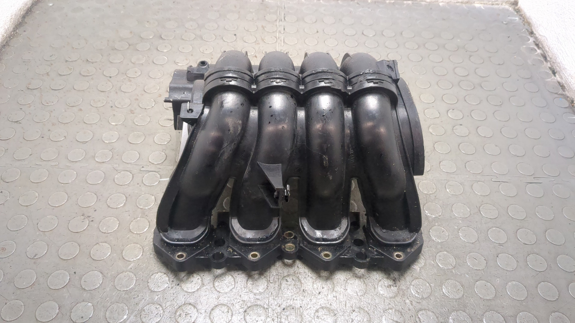 Коллектор впускной