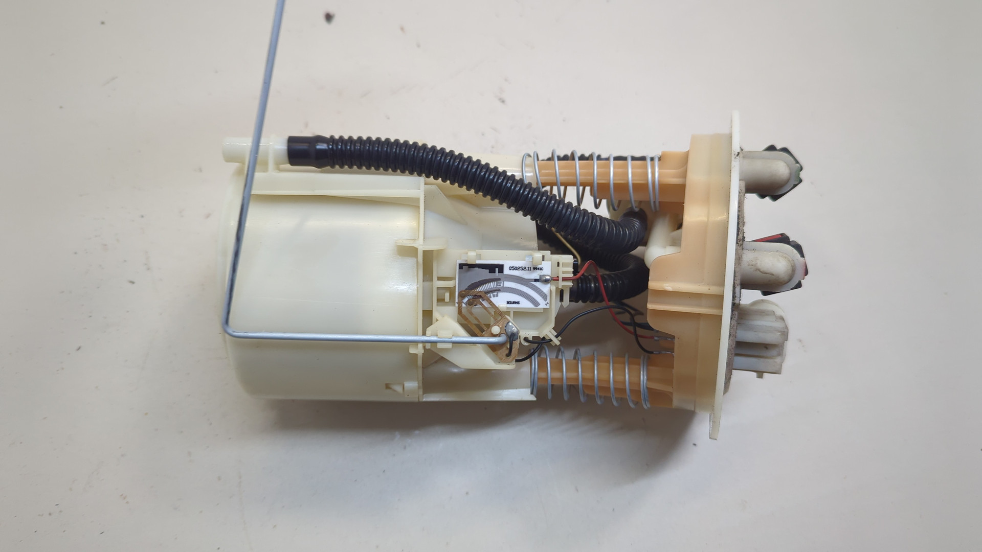 Насос топливный электрический