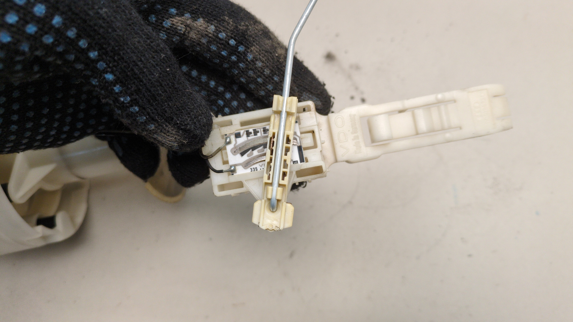 Насос топливный электрический