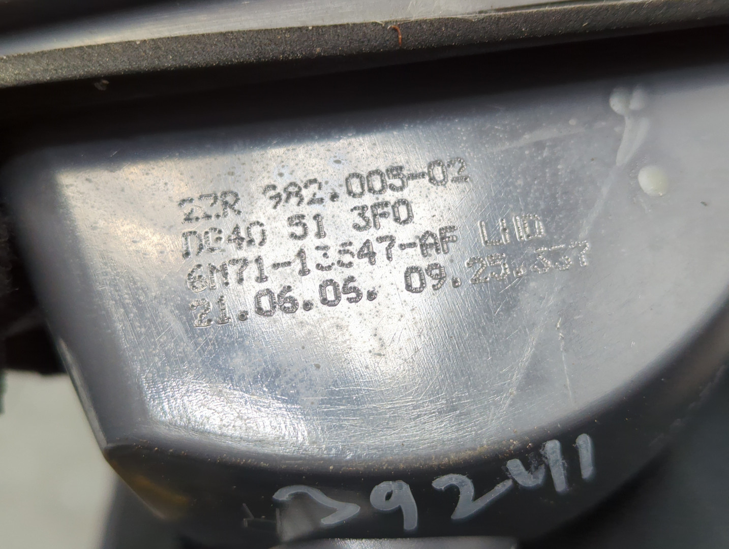 Фонарь задний внутренний правый