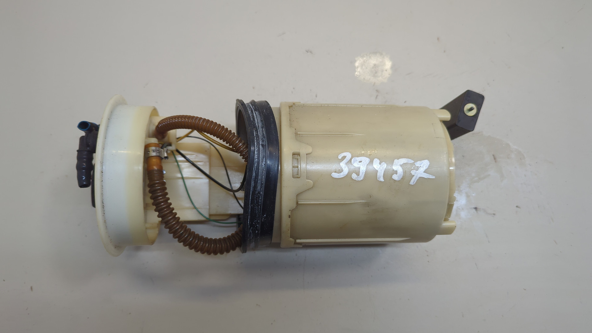 Насос топливный электрический