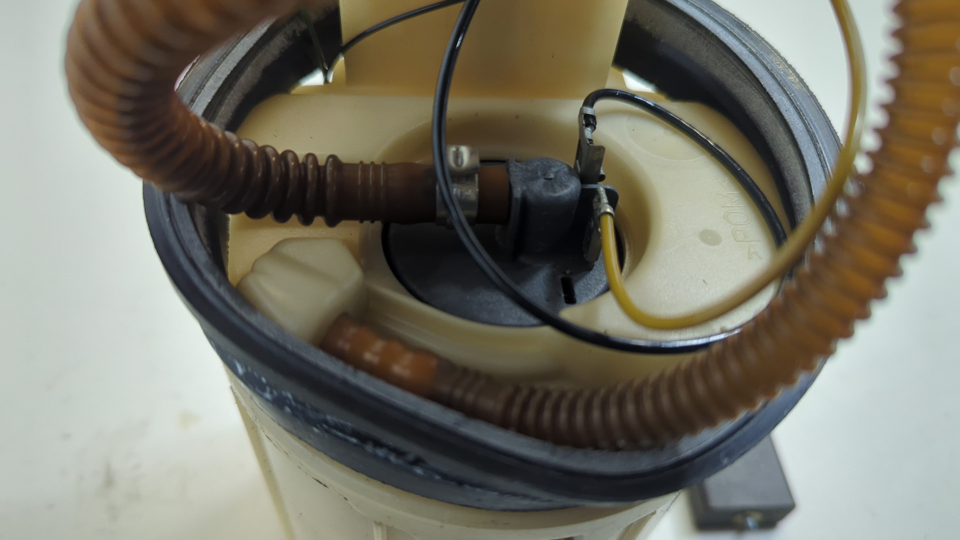 Насос топливный электрический