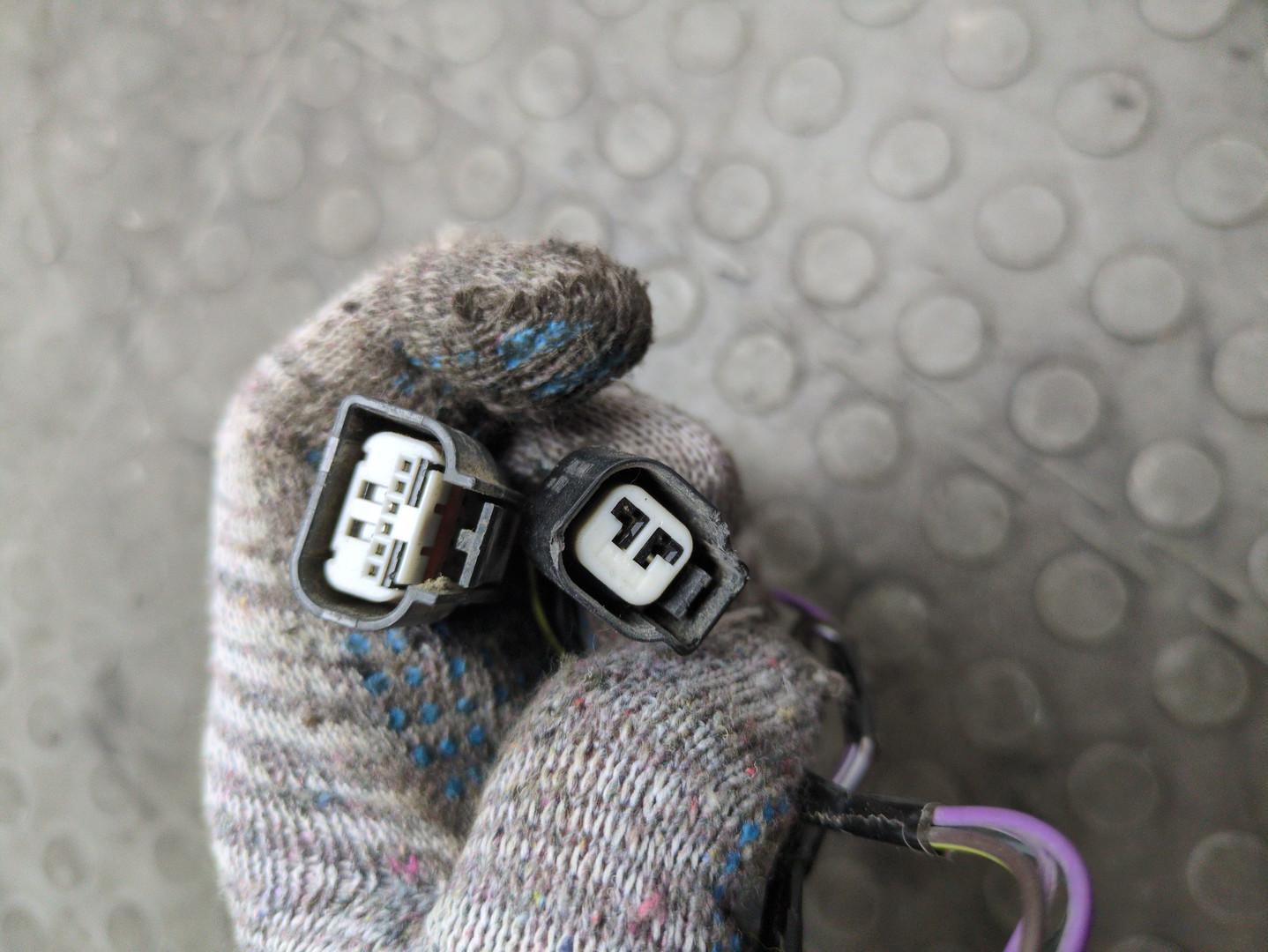 Фонарь подсветки номера