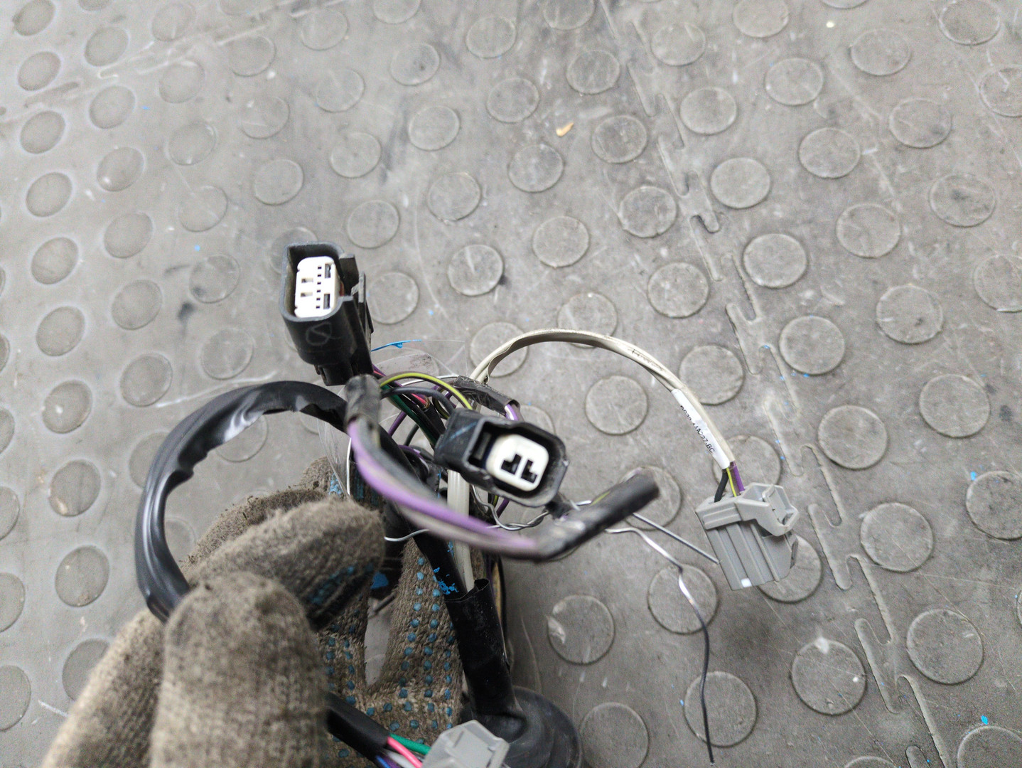 Фонарь подсветки номера