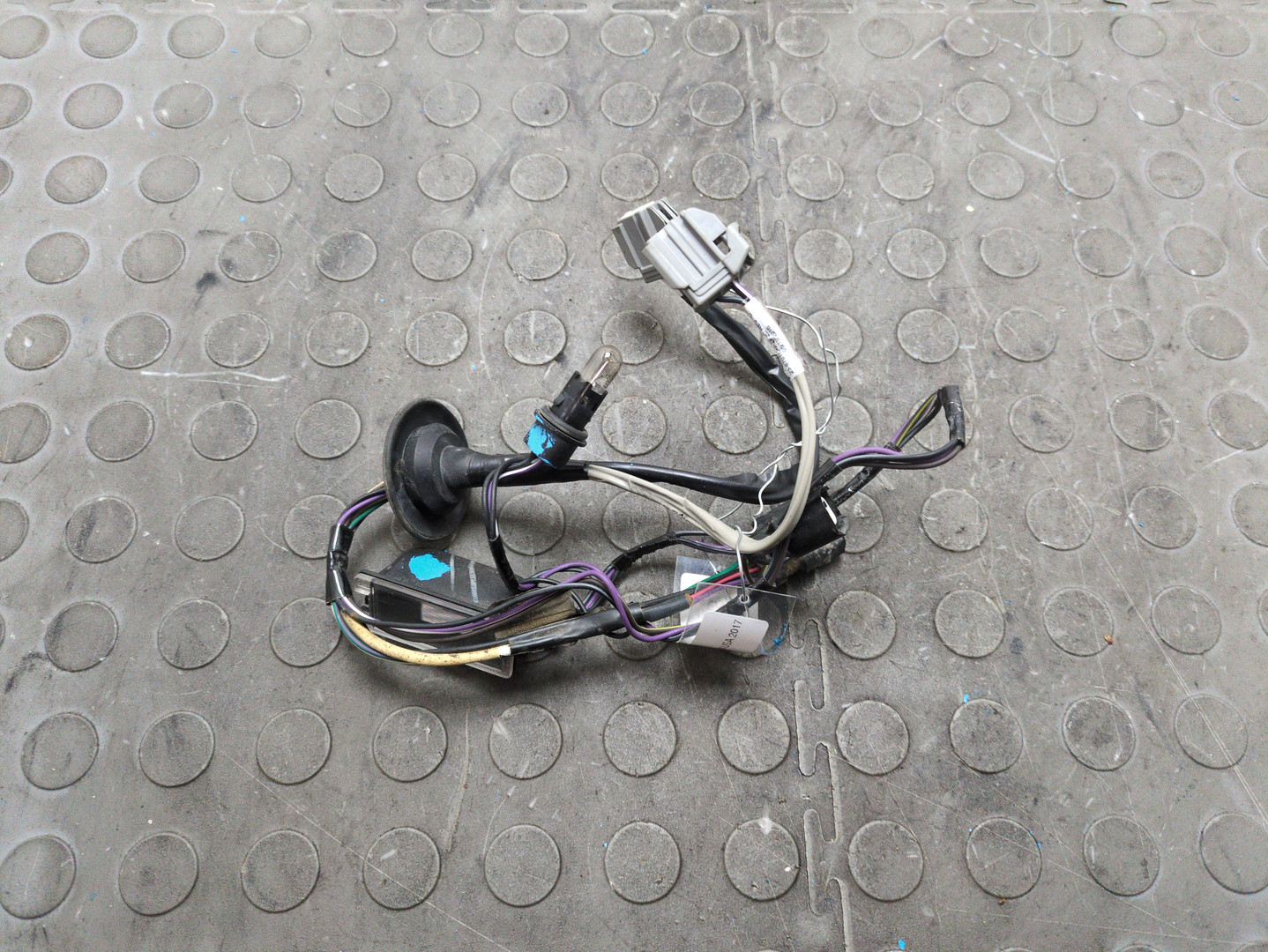 Фонарь подсветки номера