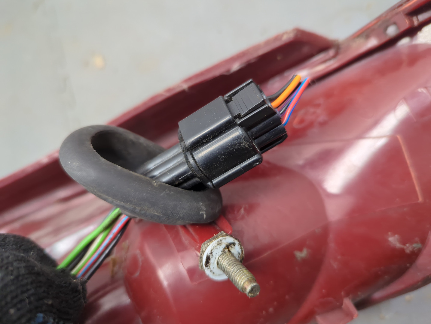 Фонарь задний правый