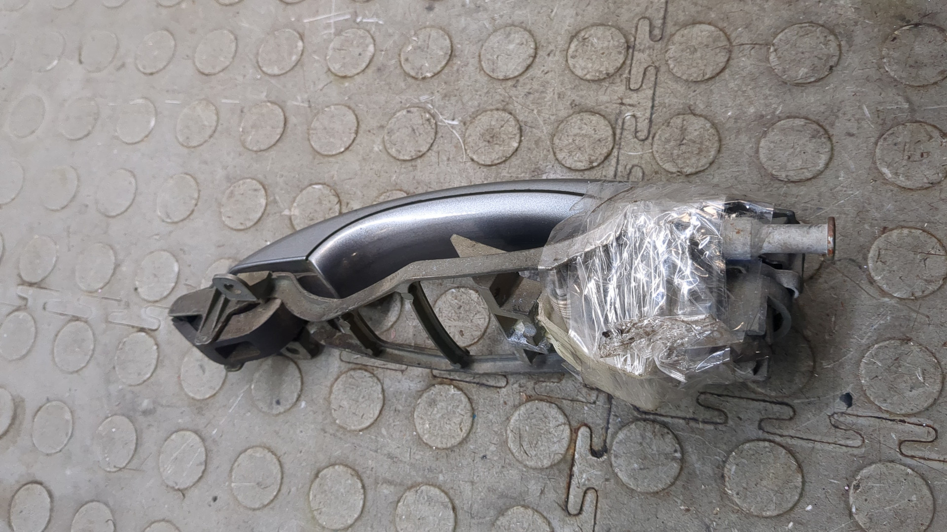 Ручка двери наружная