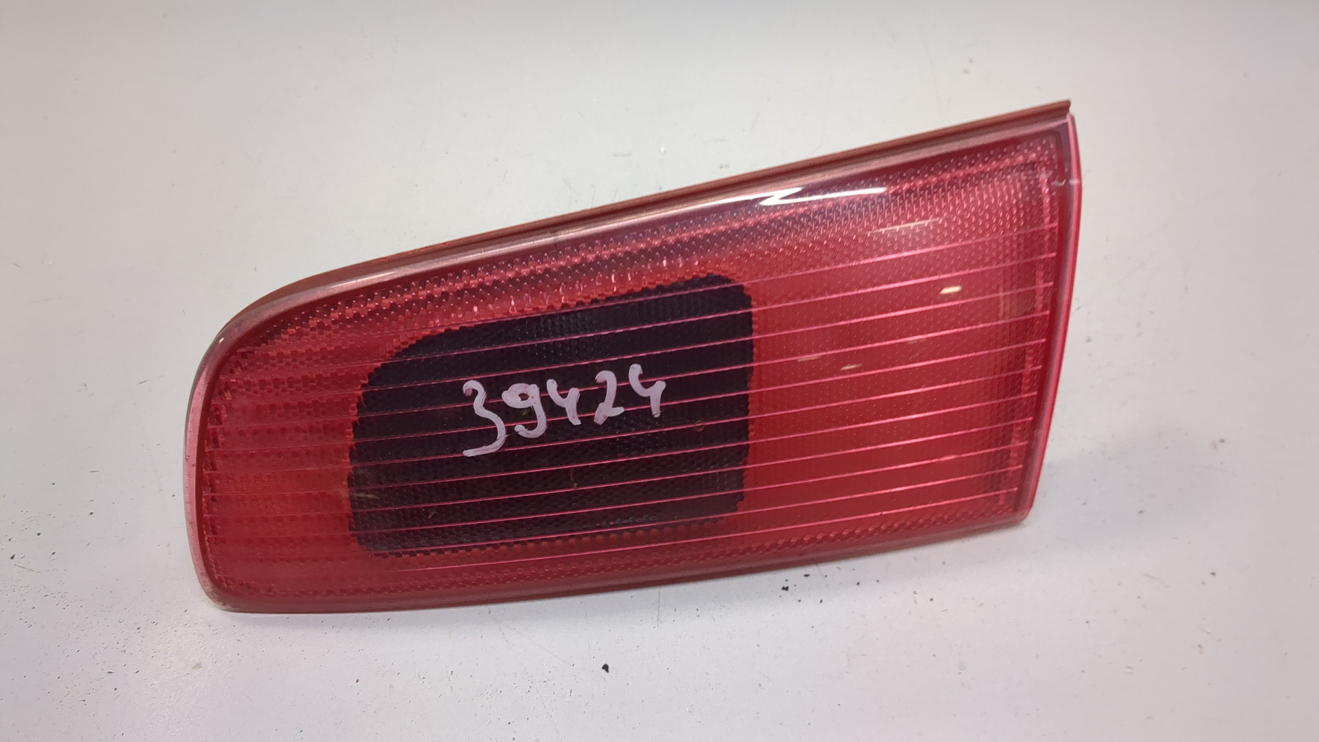 Фонарь задний внутренний правый