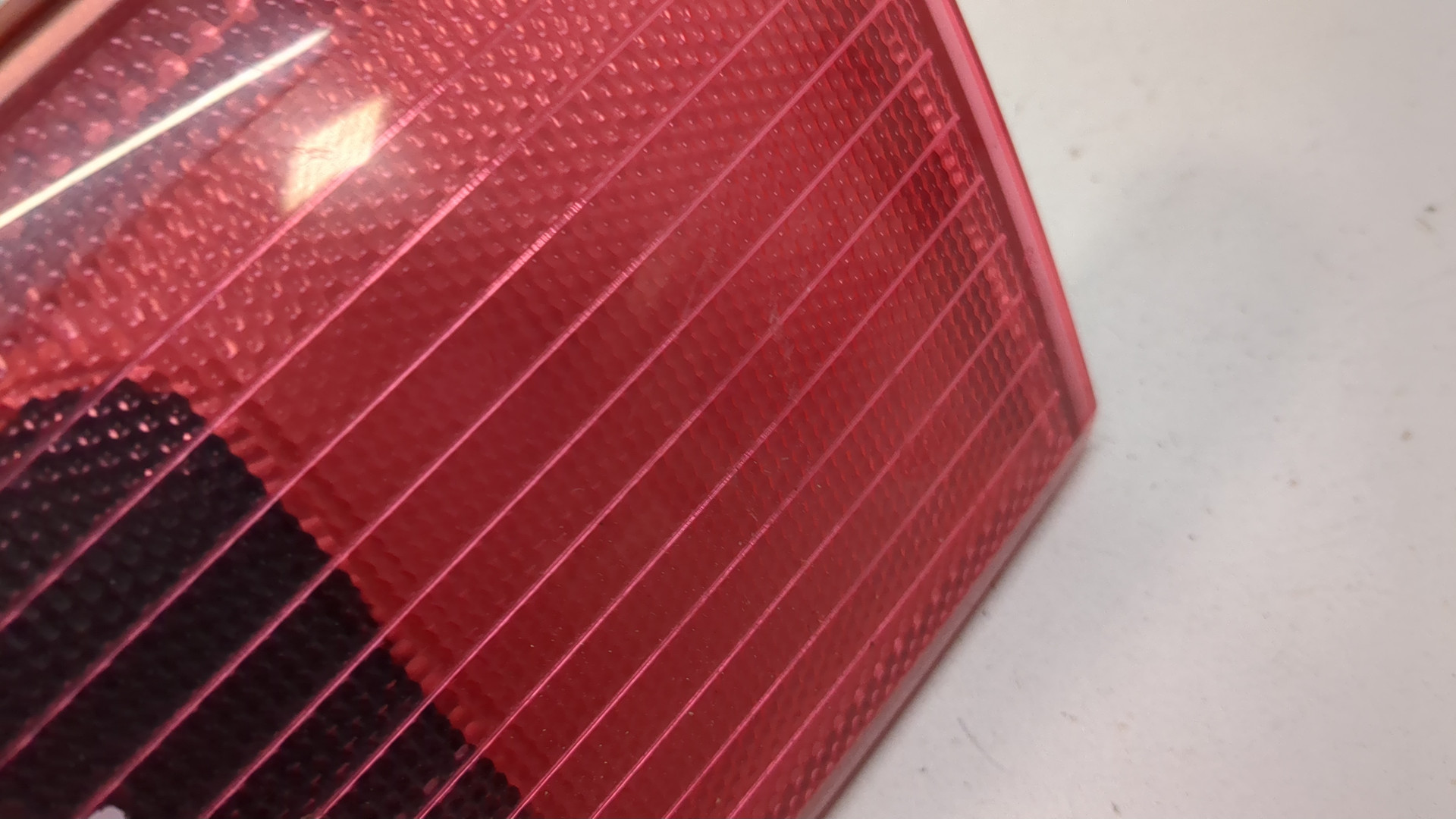 Фонарь задний внутренний правый