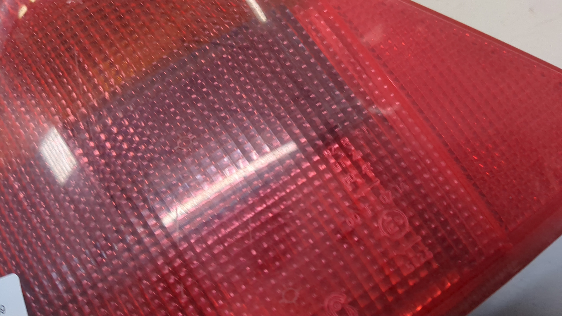 Фонарь задний левый