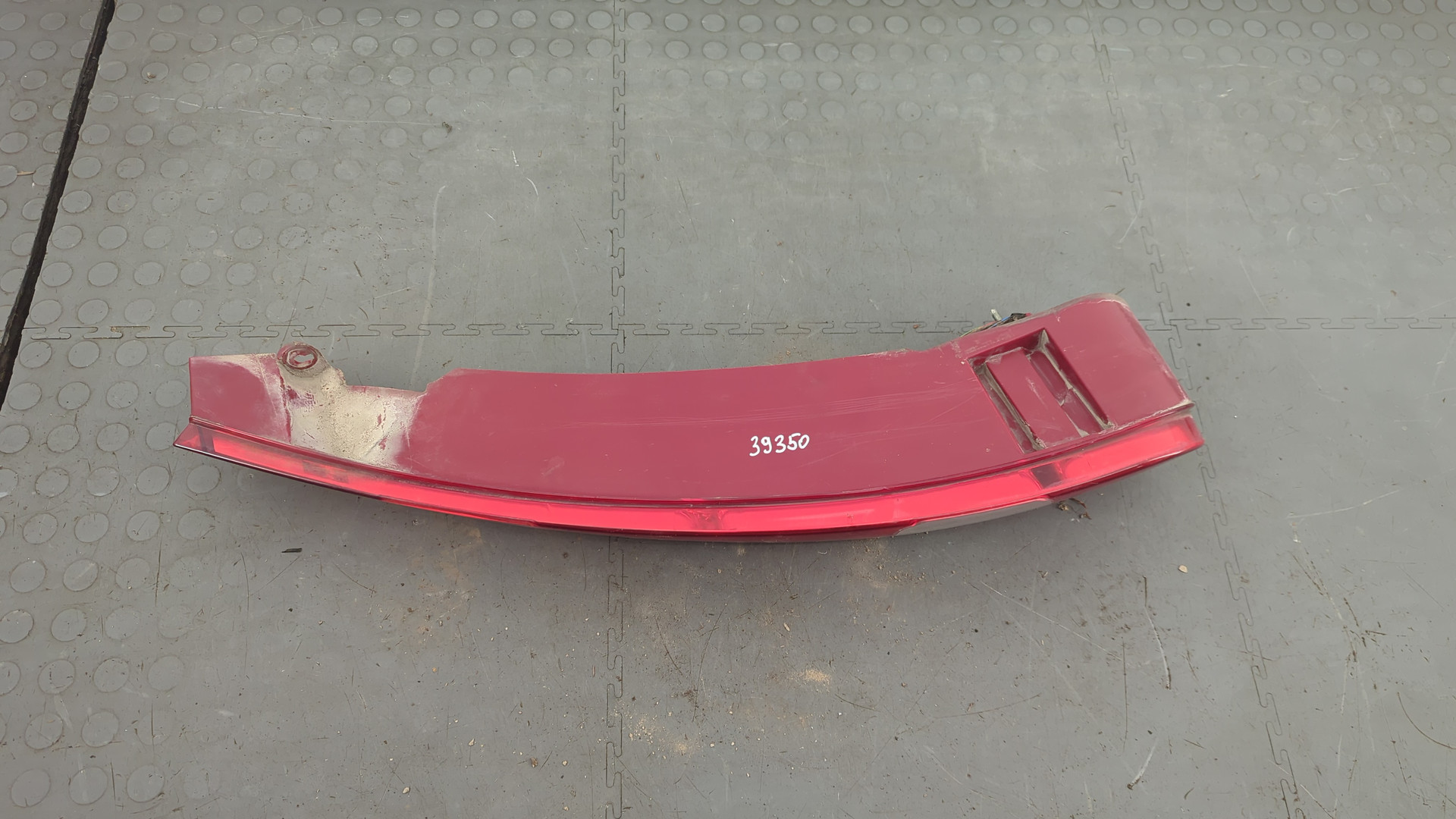 Фонарь задний левый