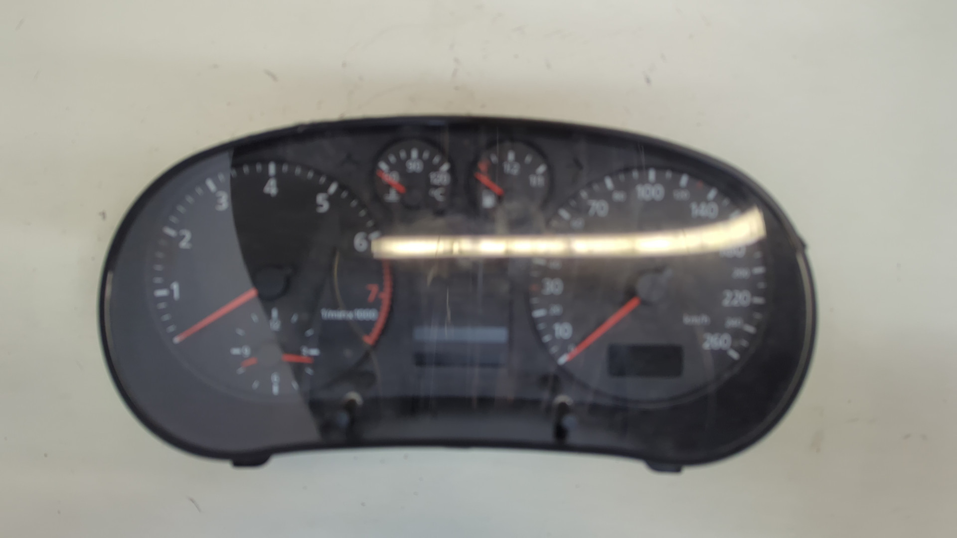 Панель приборов