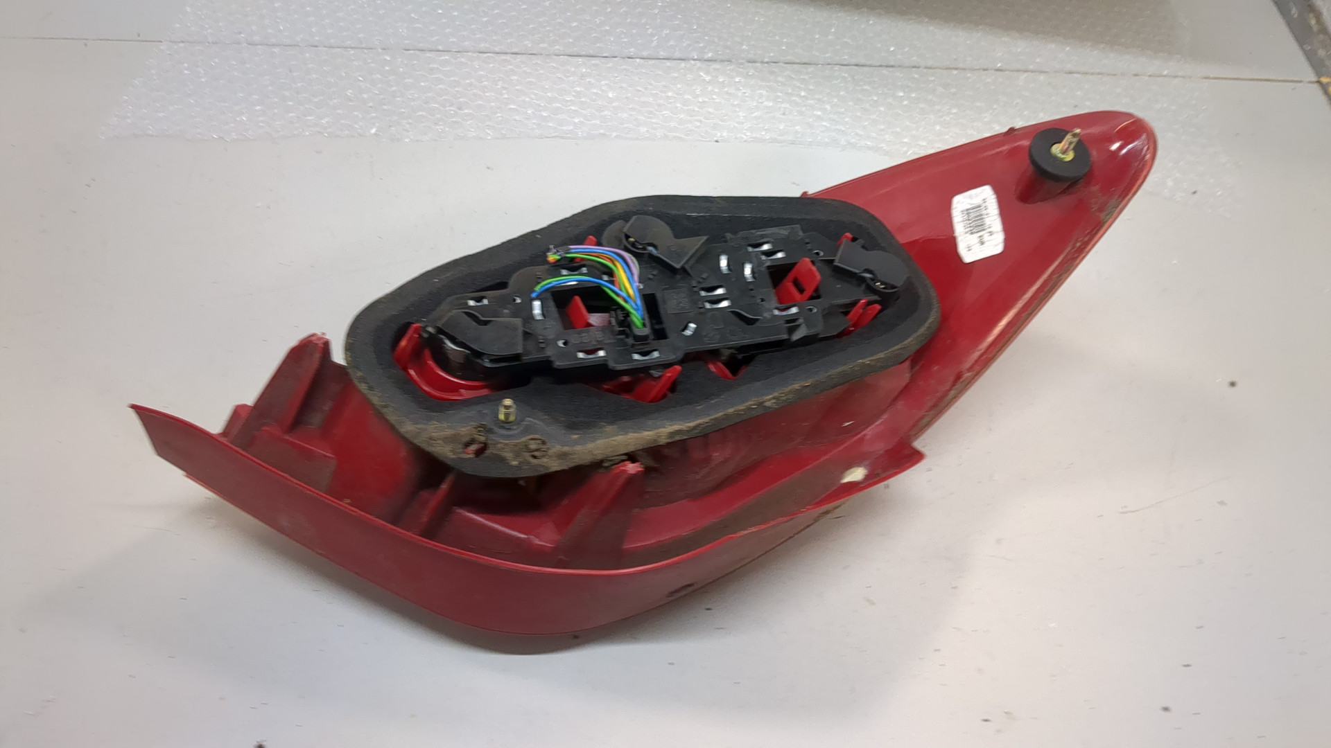 Фонарь задний правый