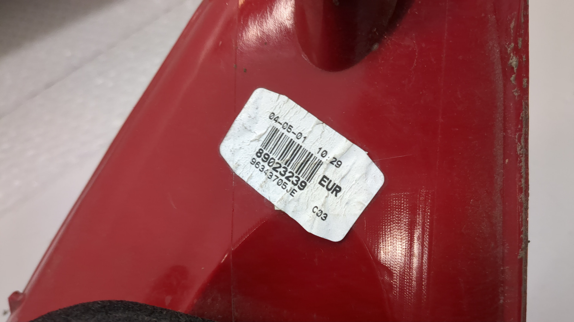 Фонарь задний правый