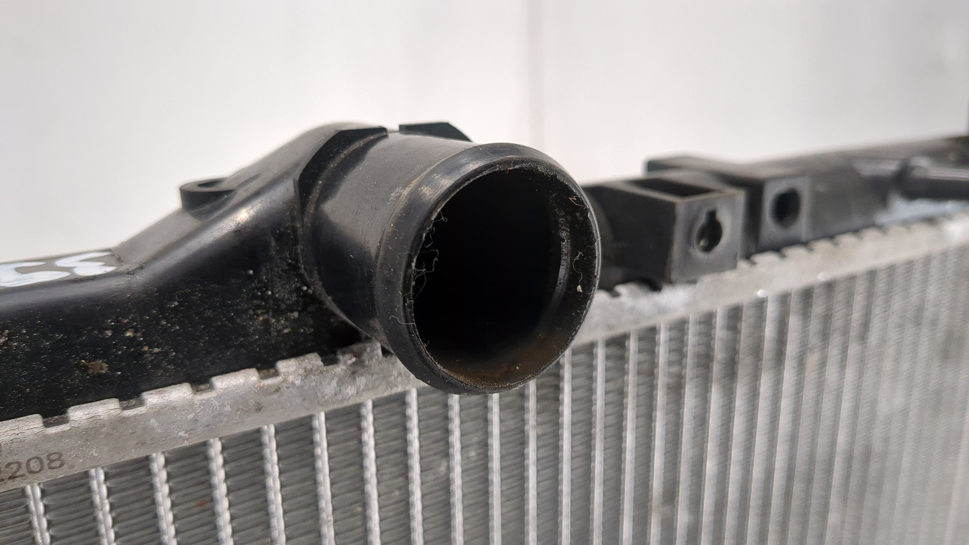 Радиатор охлаждения двигателя основной