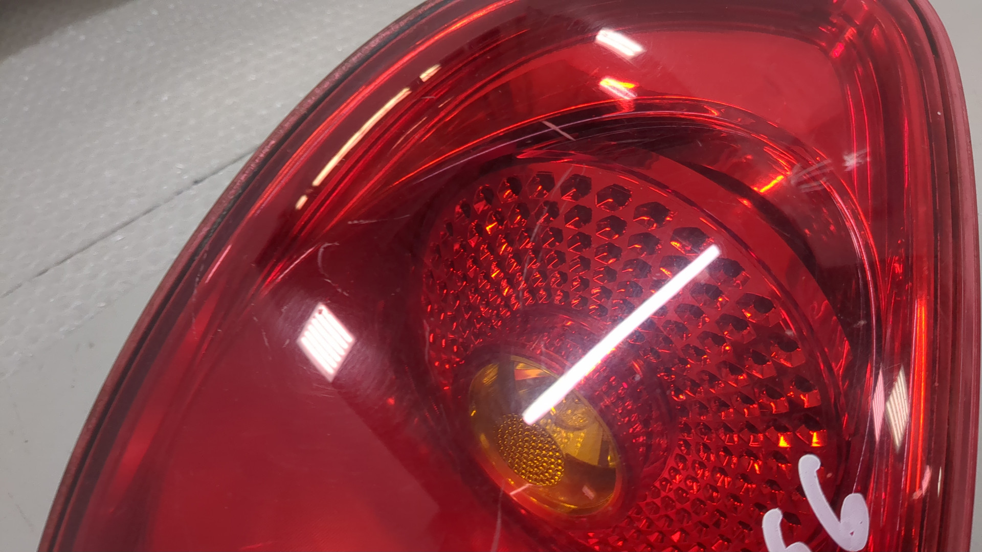 Фонарь задний правый