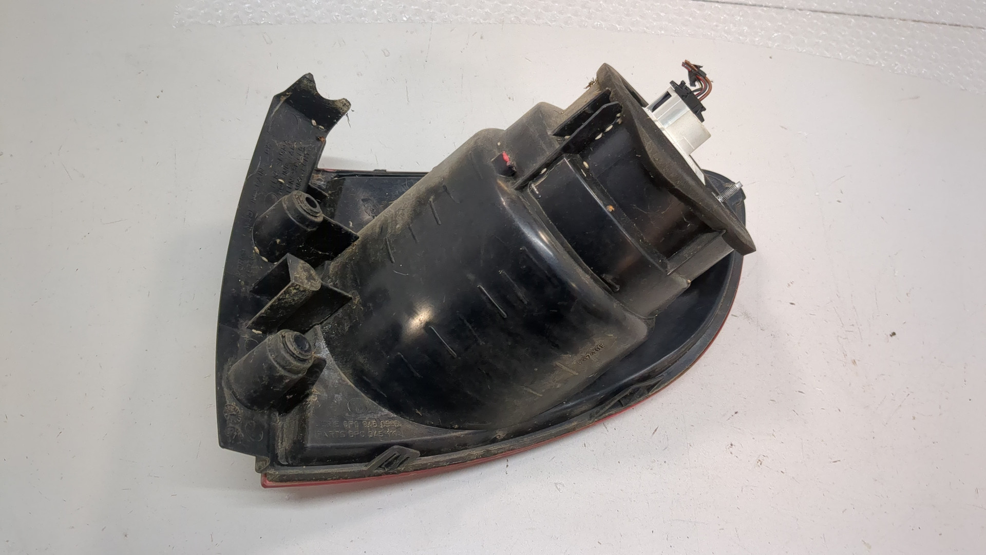 Фонарь задний правый