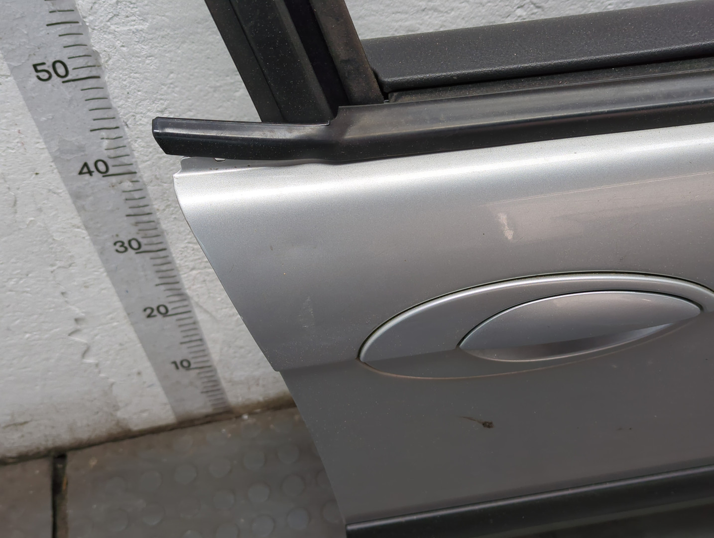 Дверь передняя правая