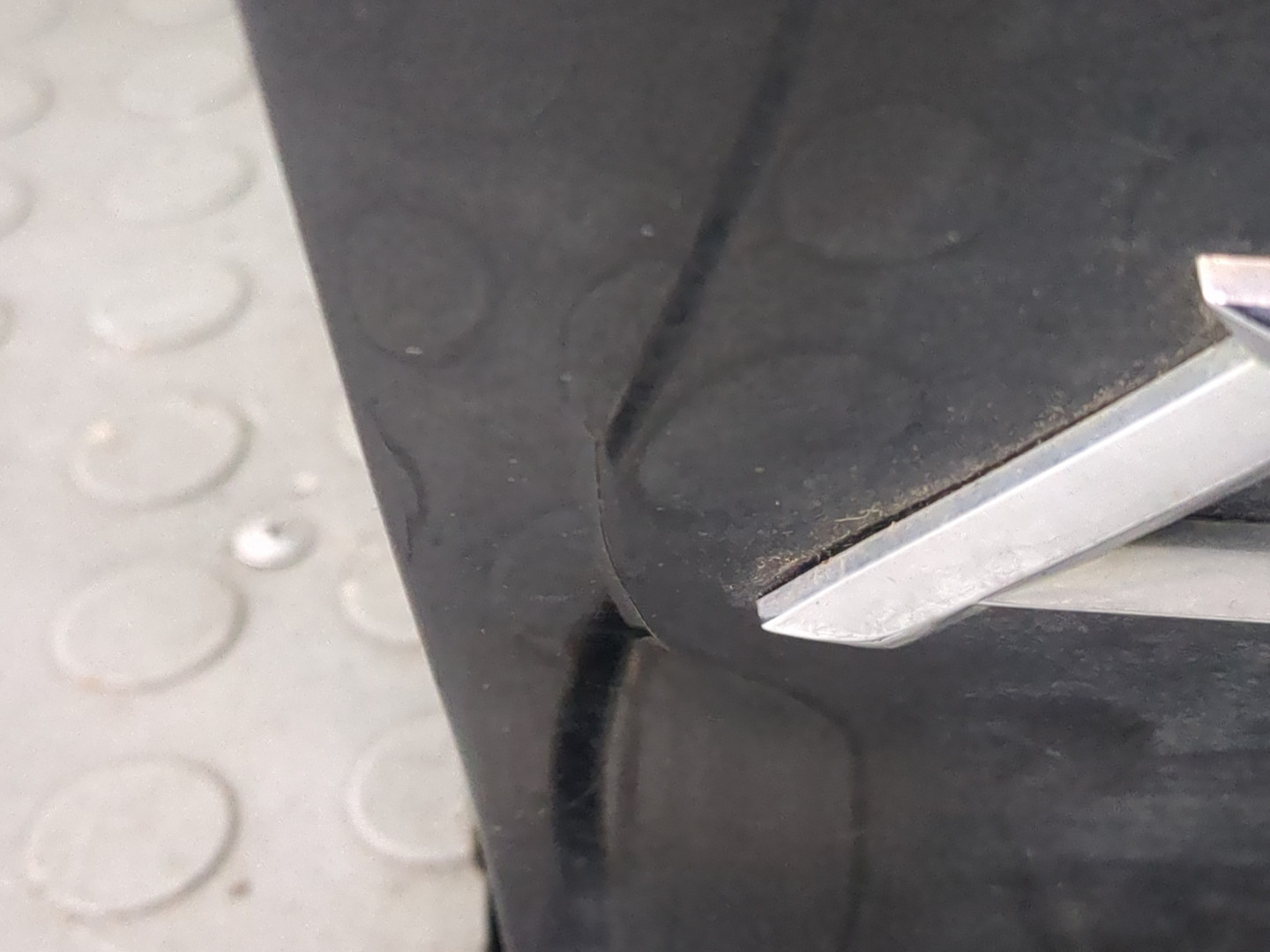 Дверь багажника