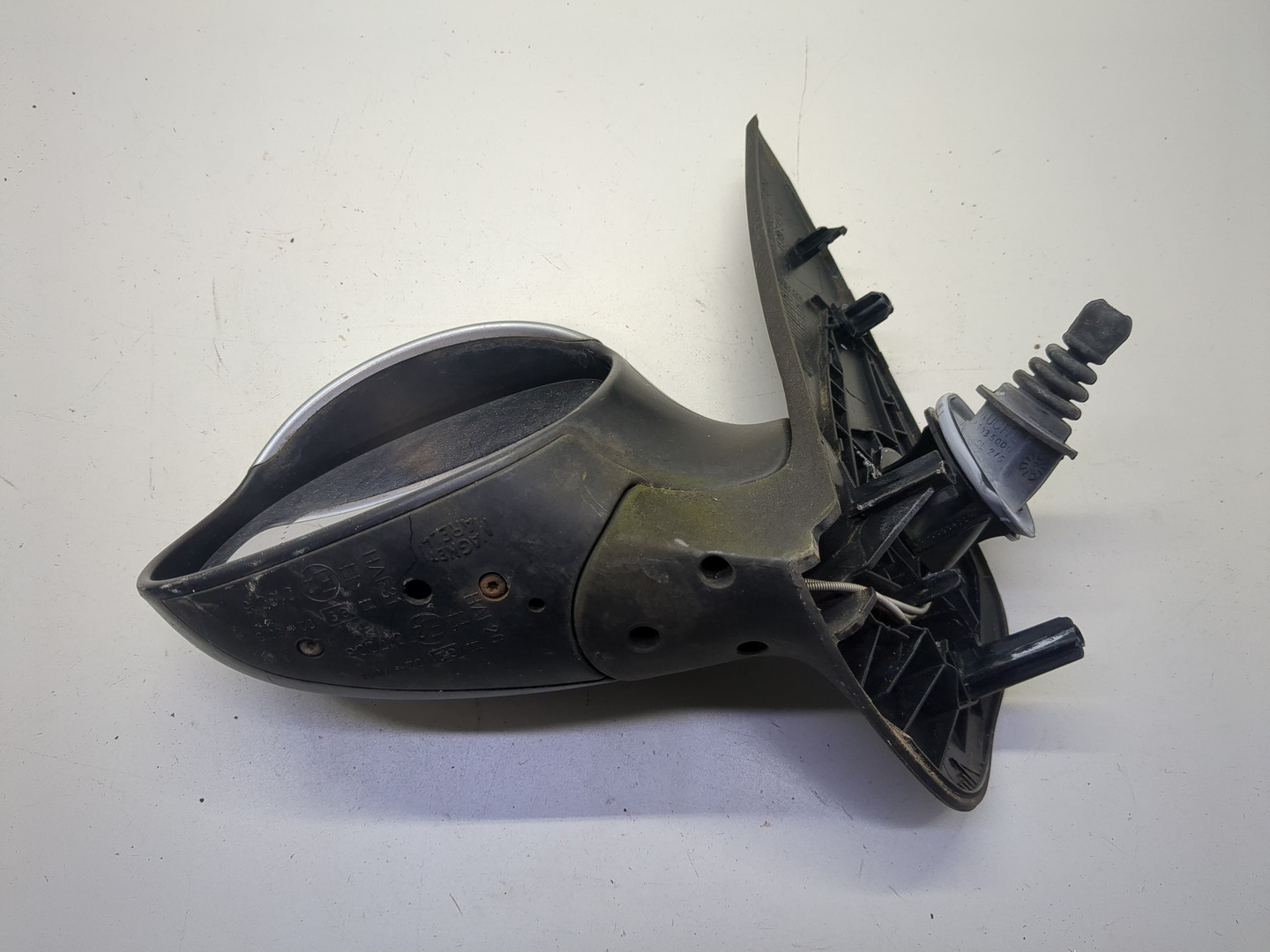 Зеркало левое электрическое