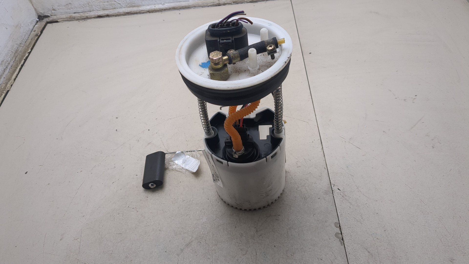 Насос топливный электрический