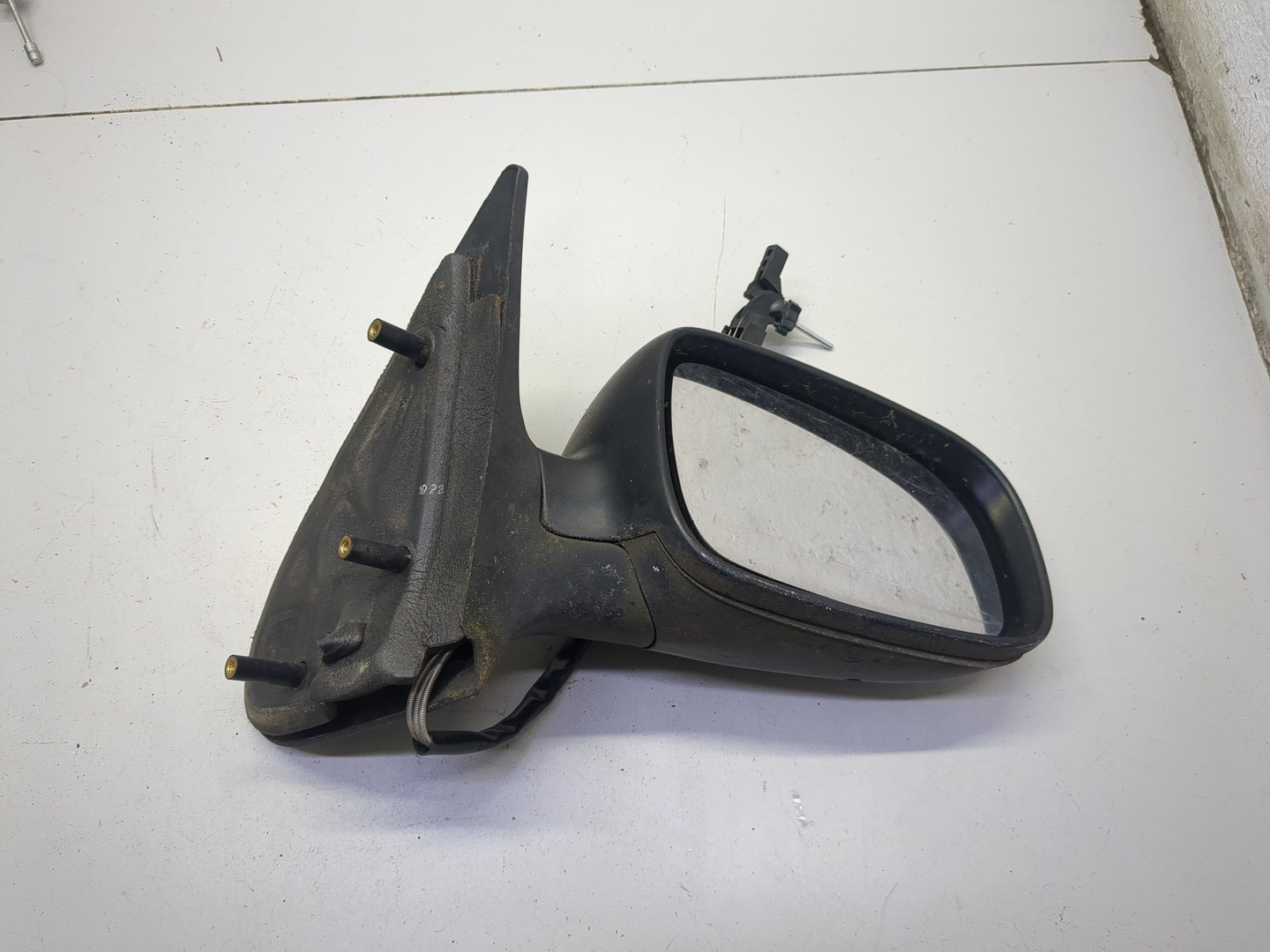 Зеркало правое электрическое