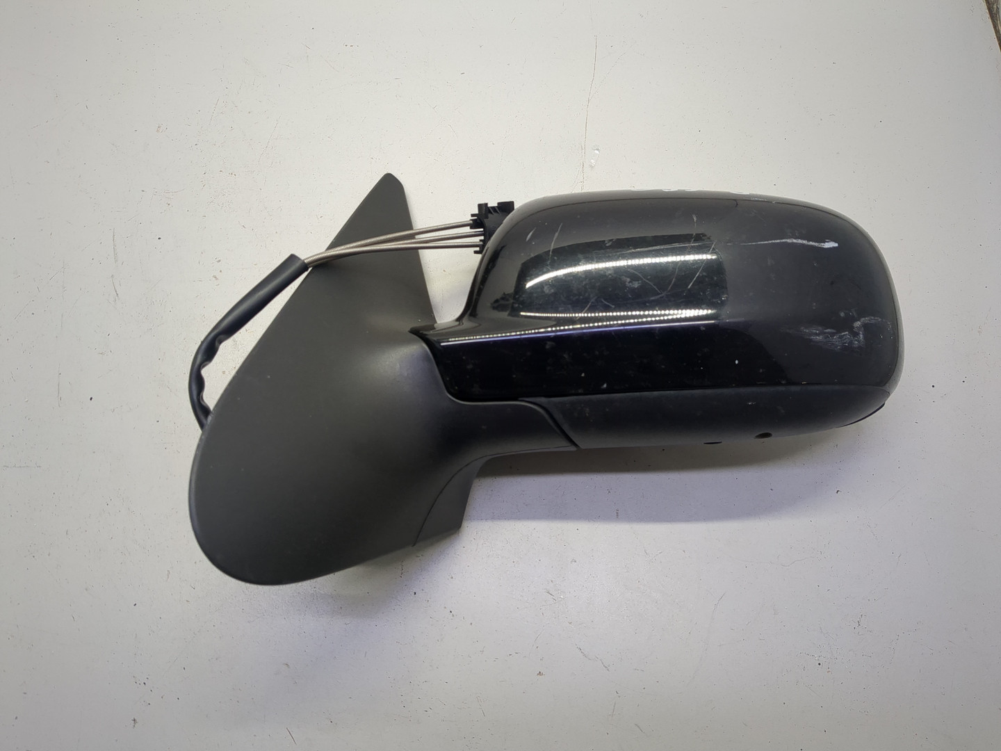 Зеркало левое электрическое