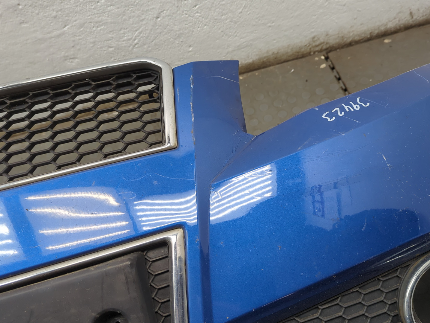 Бампер передний