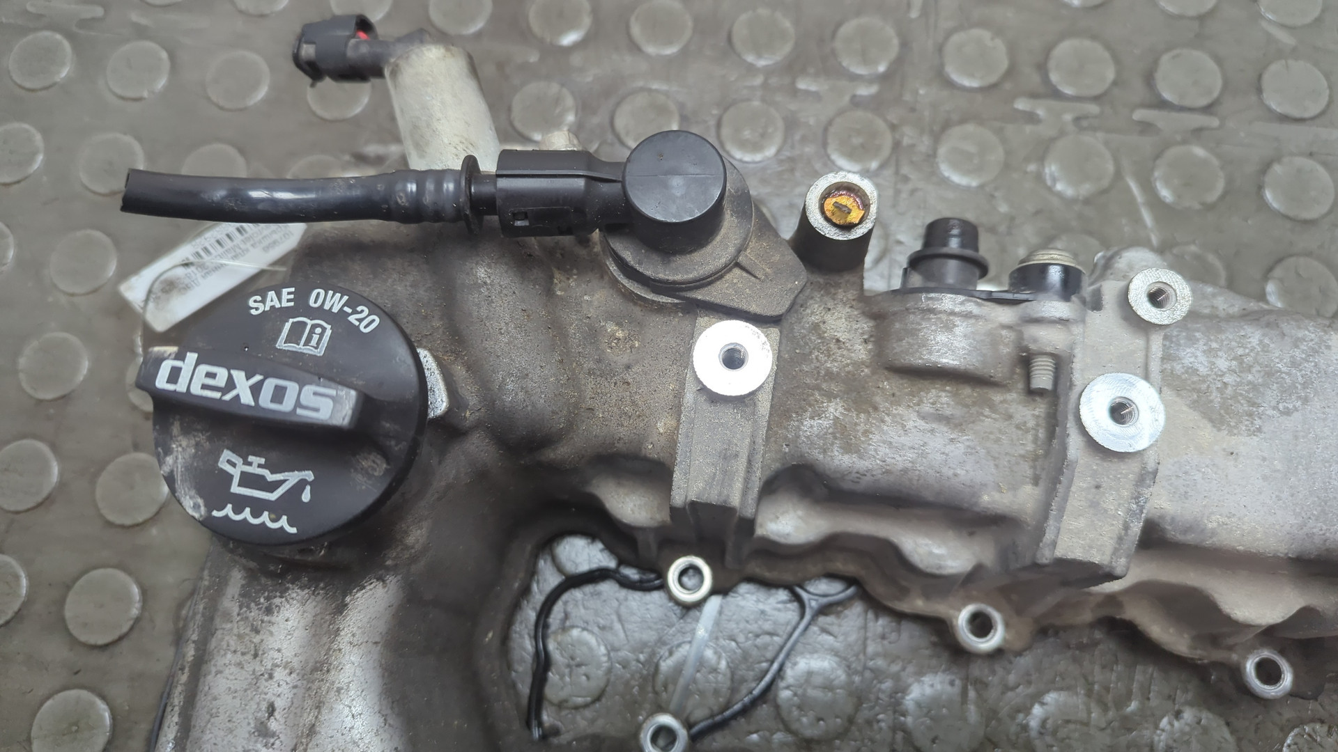 Крышка клапанная ГБЦ