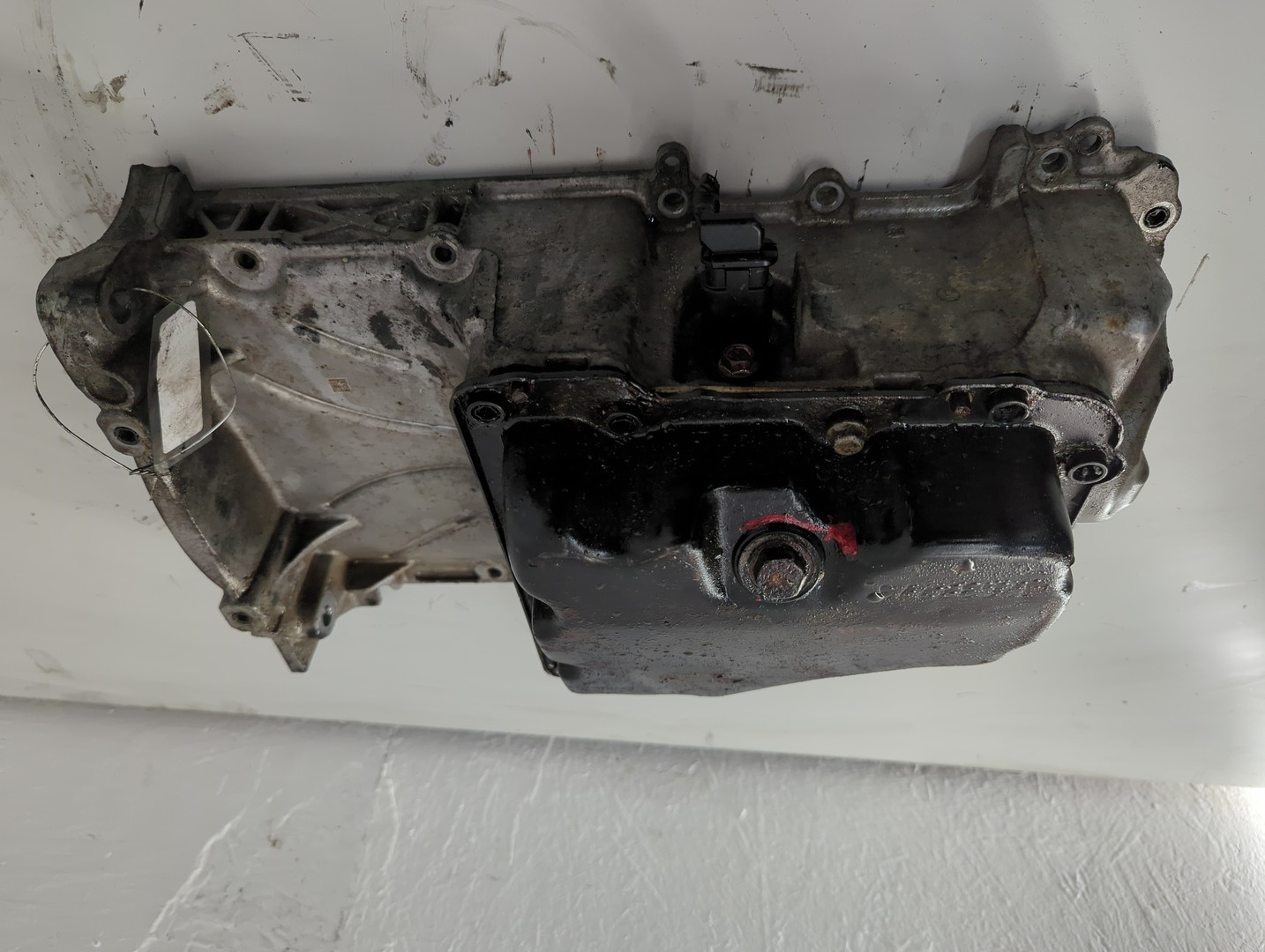Поддон масляный двигателя (картер)