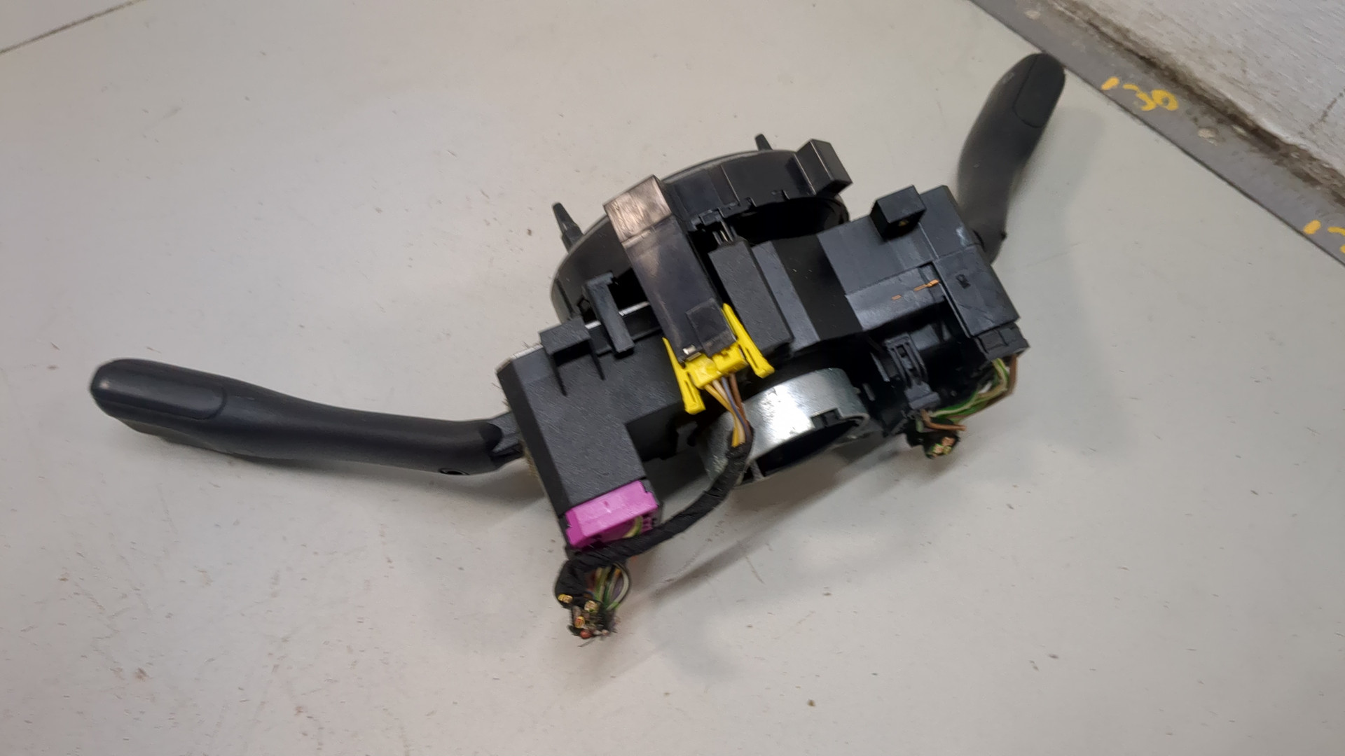 Переключатель подрулевой