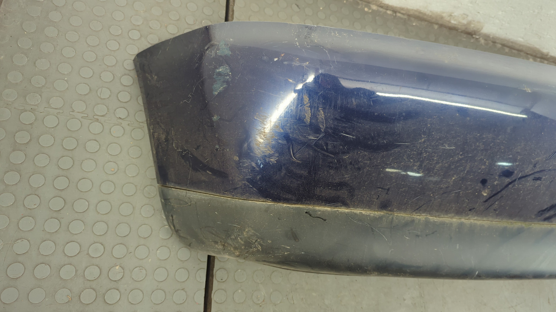 Бампер задний