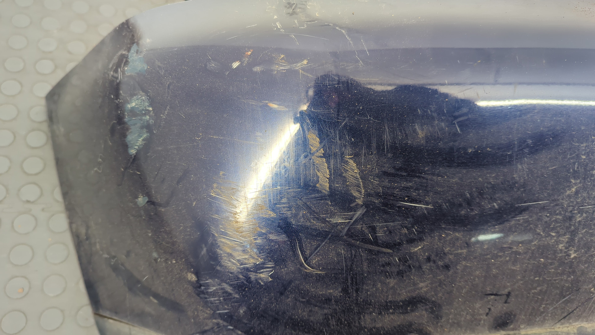 Бампер задний