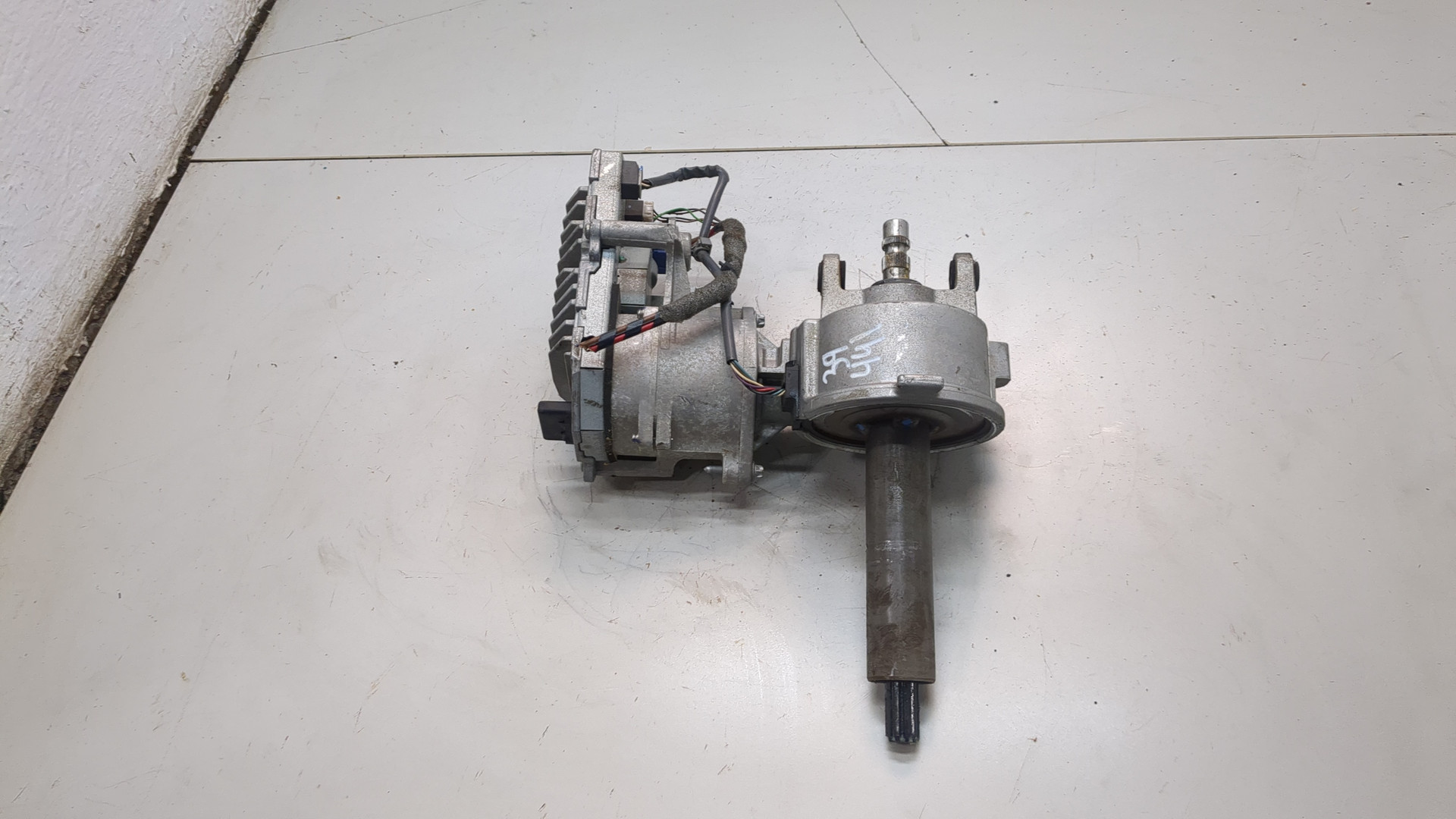 Серводвигатель рулевой рейки