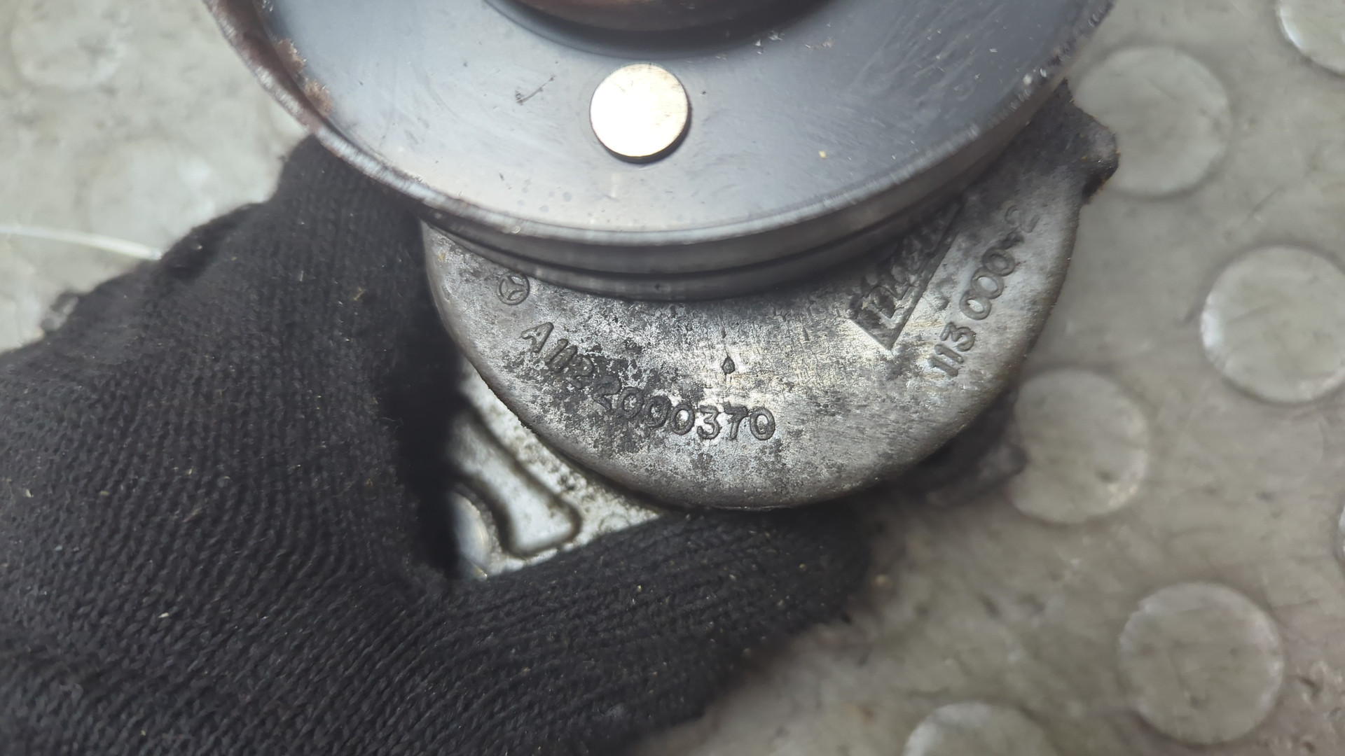 Натяжитель ремня