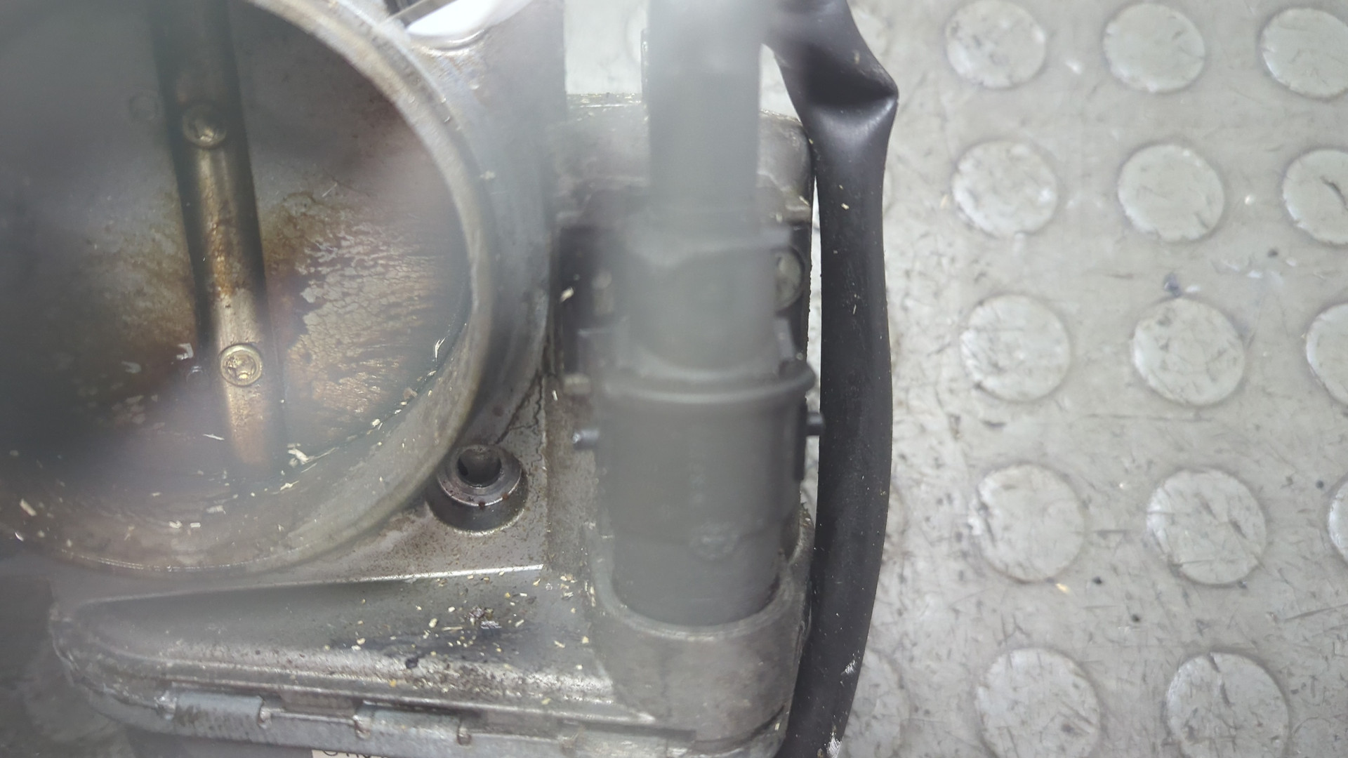 Заслонка дроссельная электрическая