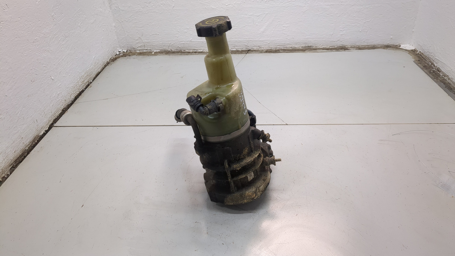 Насос ГУР (гидроусилитель руля)