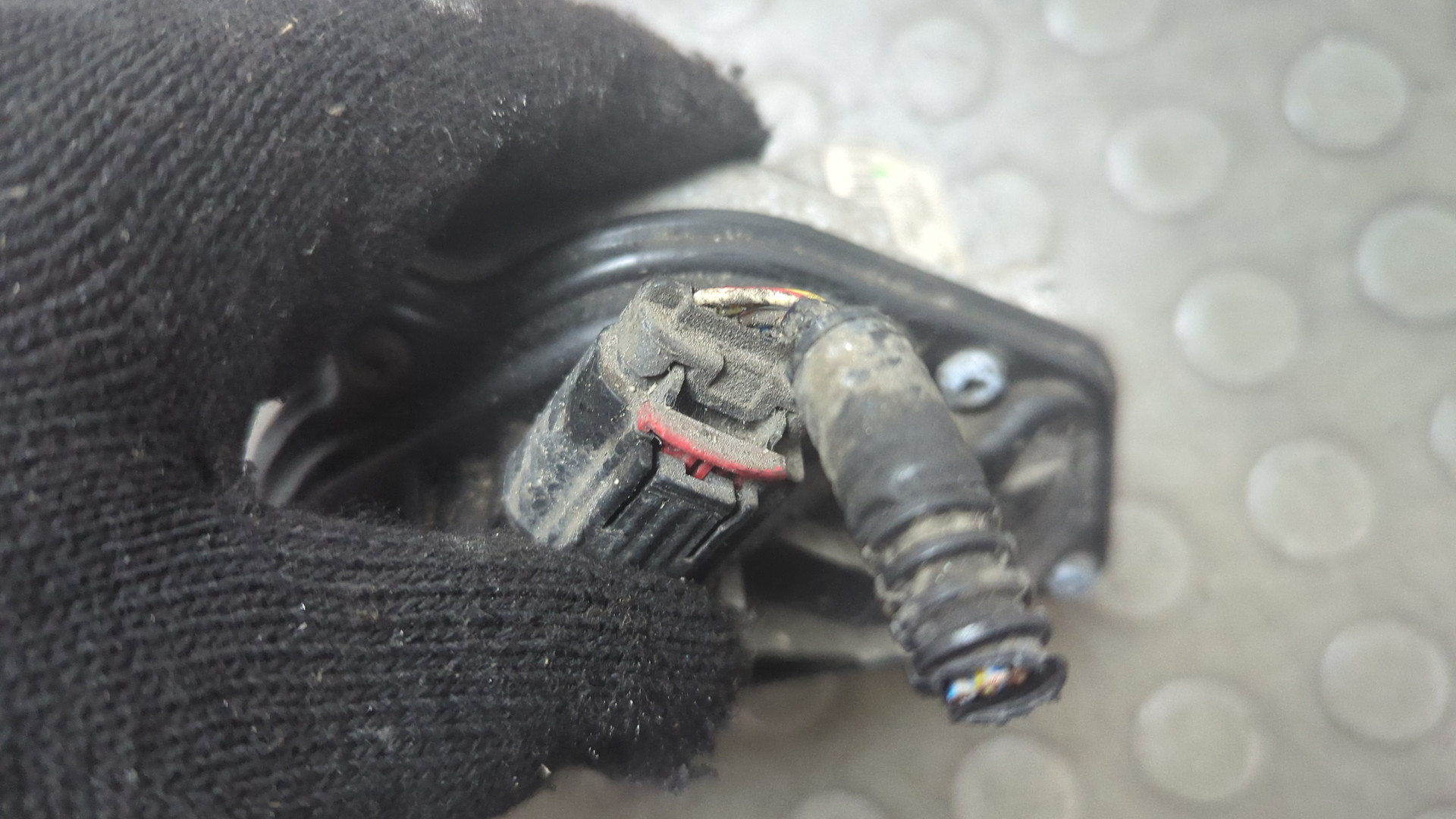 Заслонка дроссельная электрическая