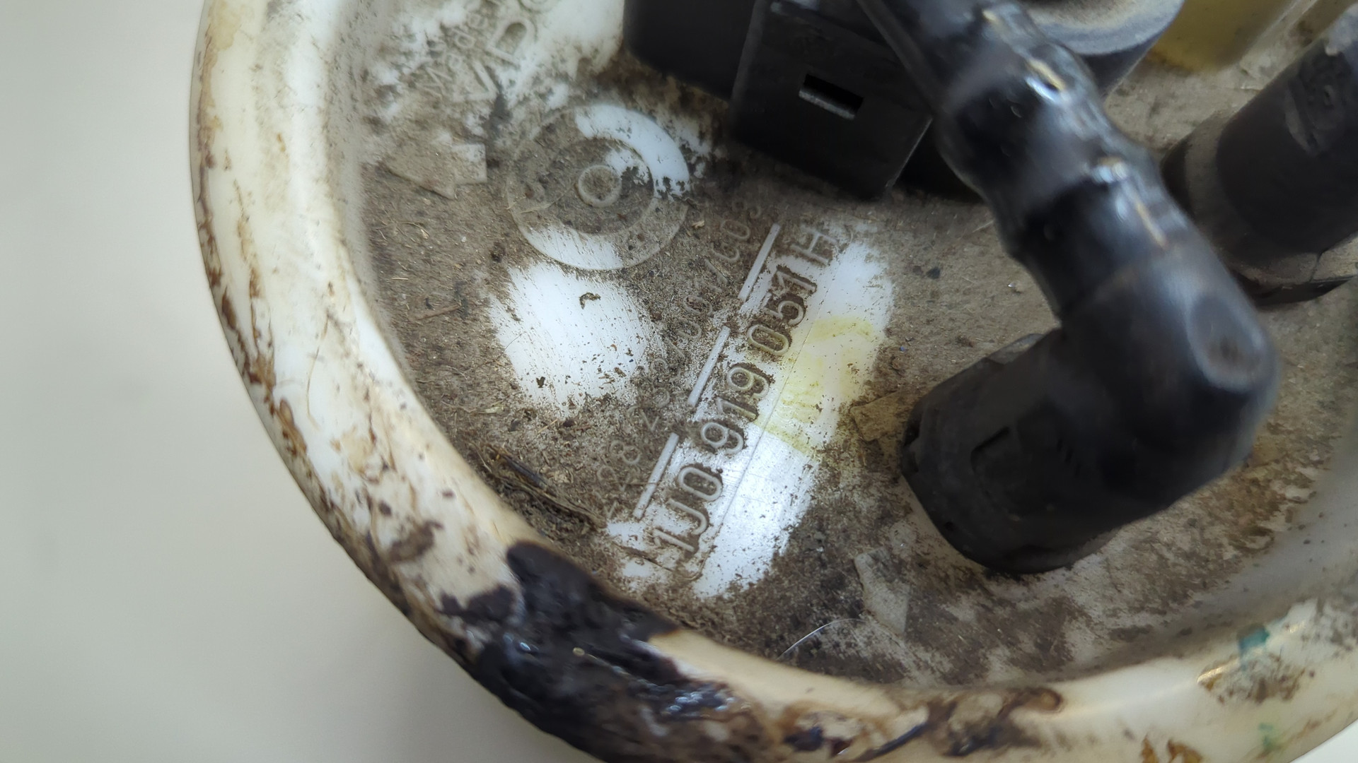 Насос топливный электрический