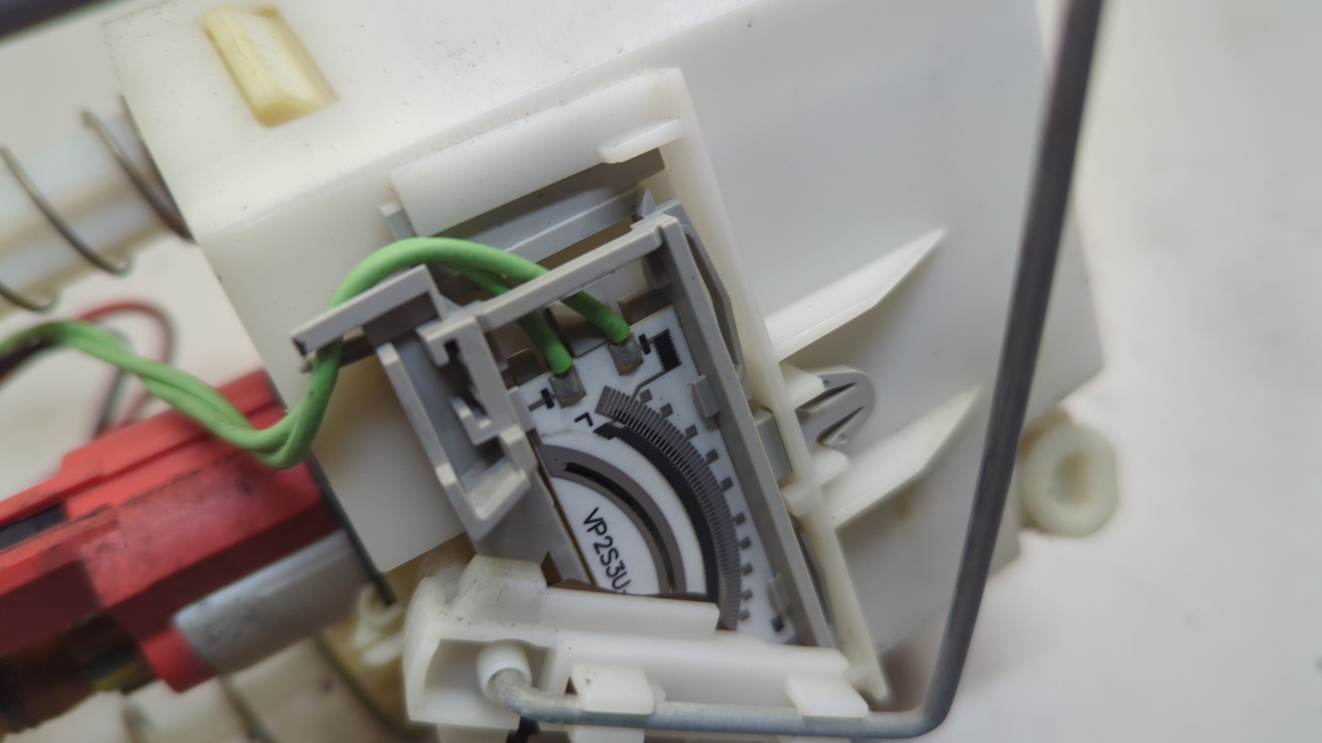 Насос топливный электрический