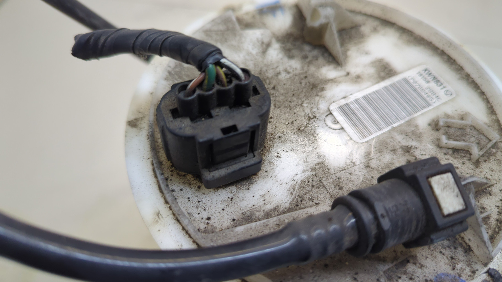 Насос топливный электрический