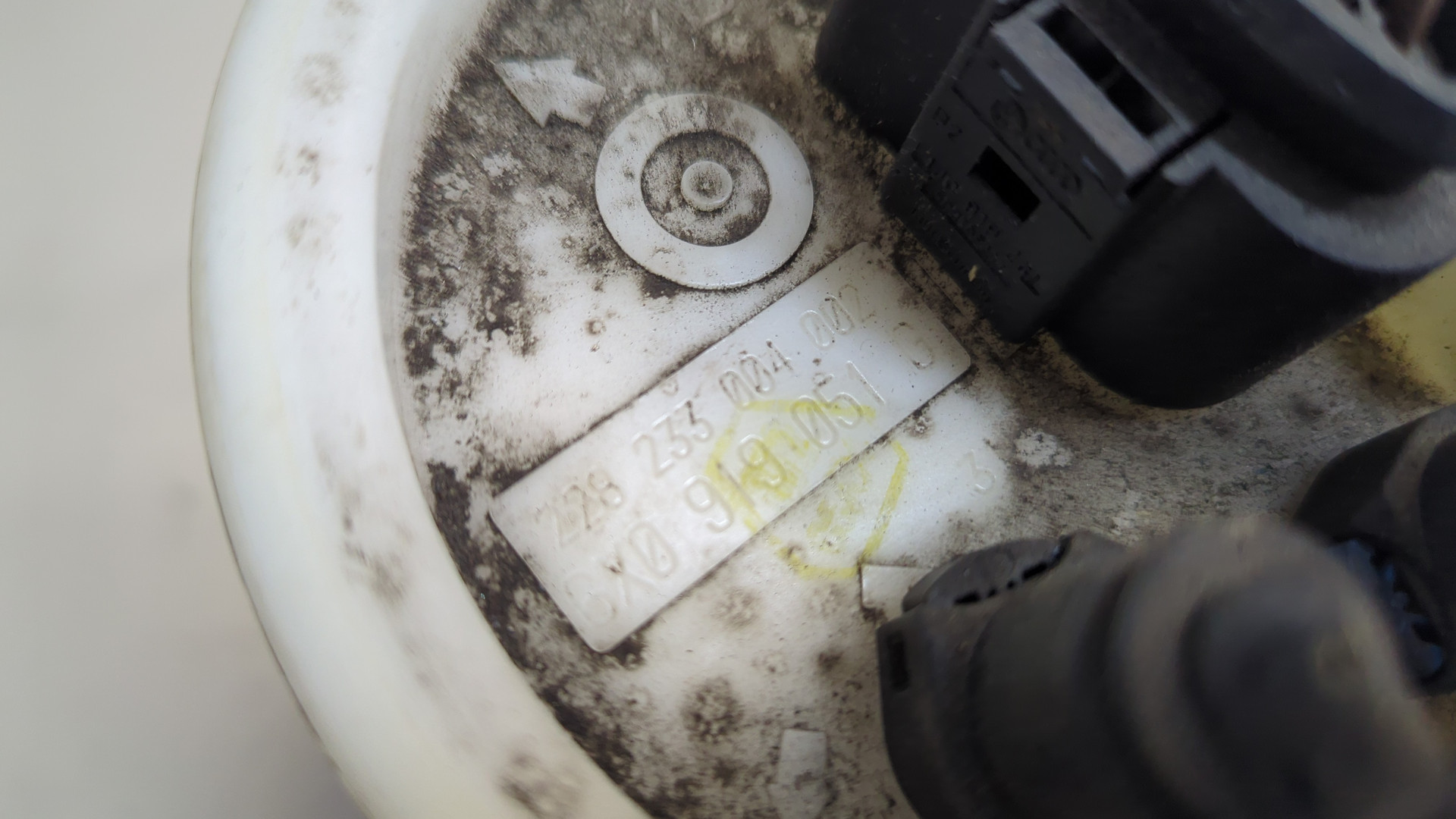 Насос топливный электрический